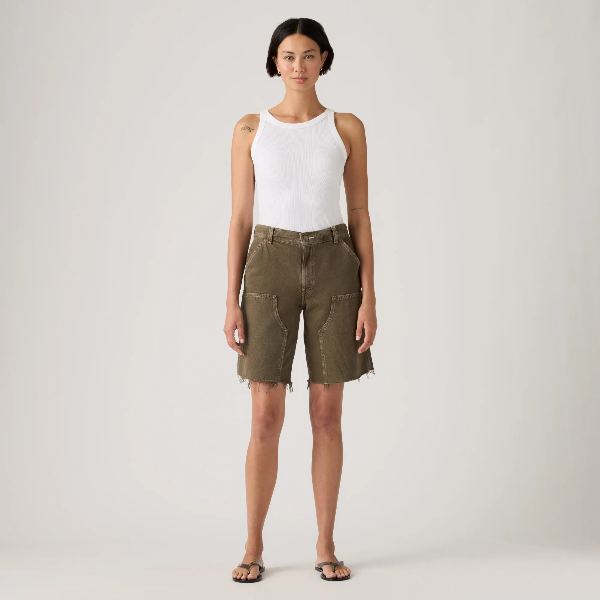 LEVI'S® WOMEN'S BAGGY DAD UTILITY SHORTS - BROWN - Image 2