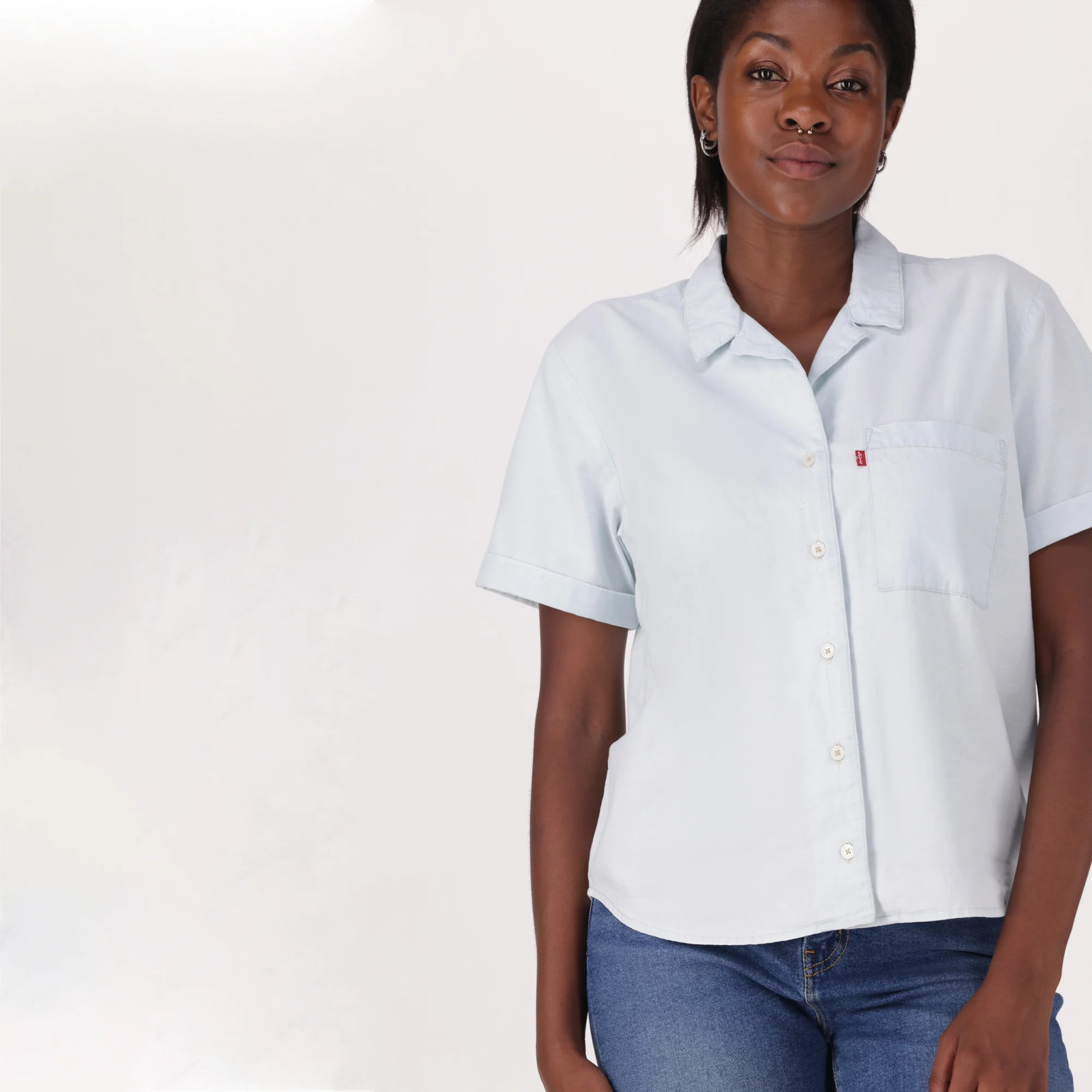 LEVI'S® WOMEN'S BENNIE CAMP SHIRT - MULTI COLOUR - Image 4