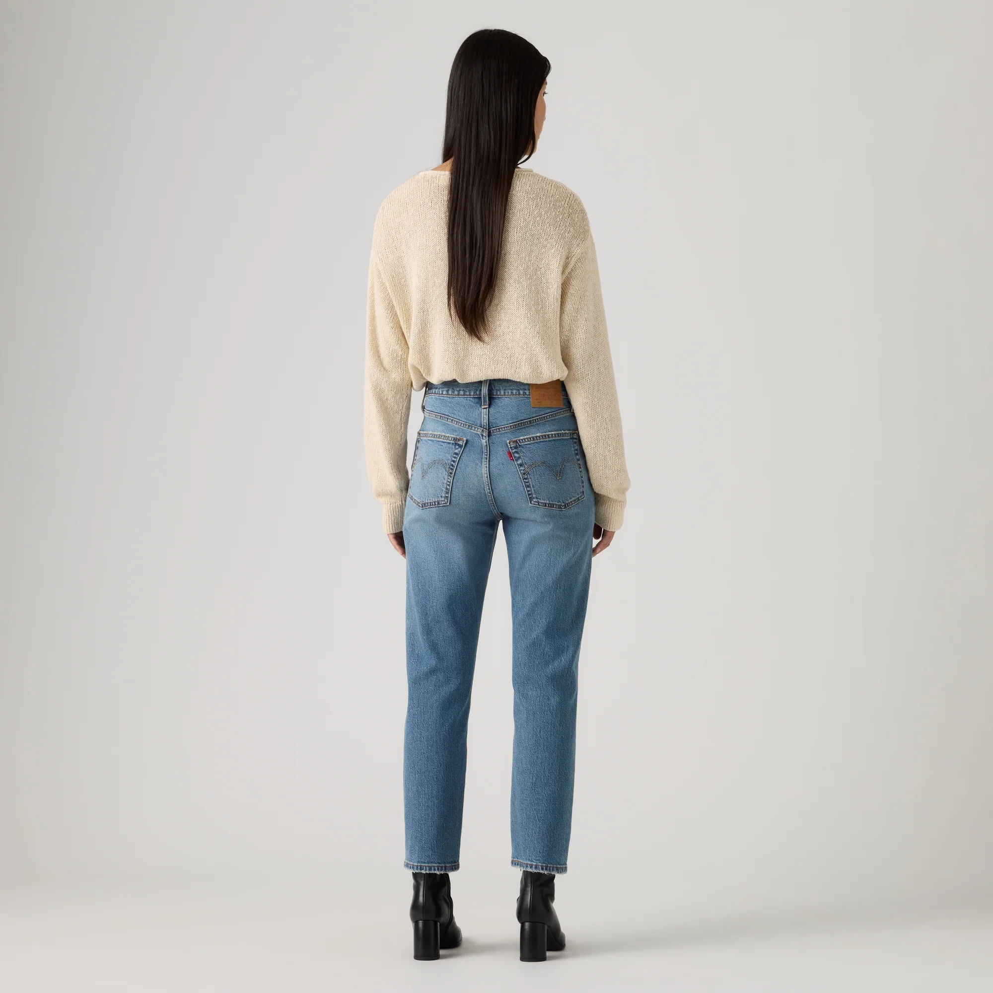 LEVI'S® WOMEN'S CROPPED 501 ORIGINAL® JEANS - MED INDIGO - WORN IN - Image 3