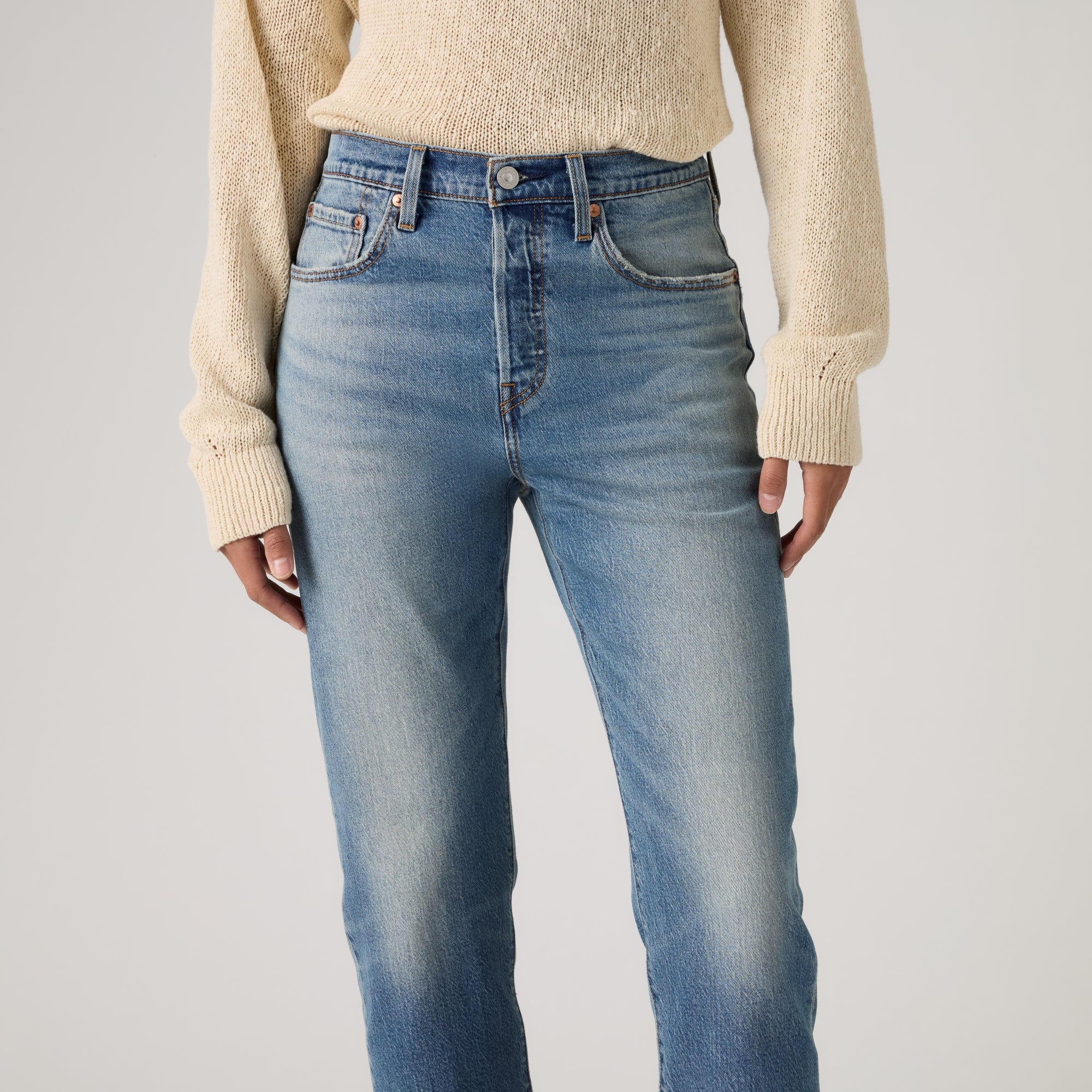 LEVI'S® WOMEN'S CROPPED 501 ORIGINAL® JEANS - MED INDIGO - WORN IN - Image 5