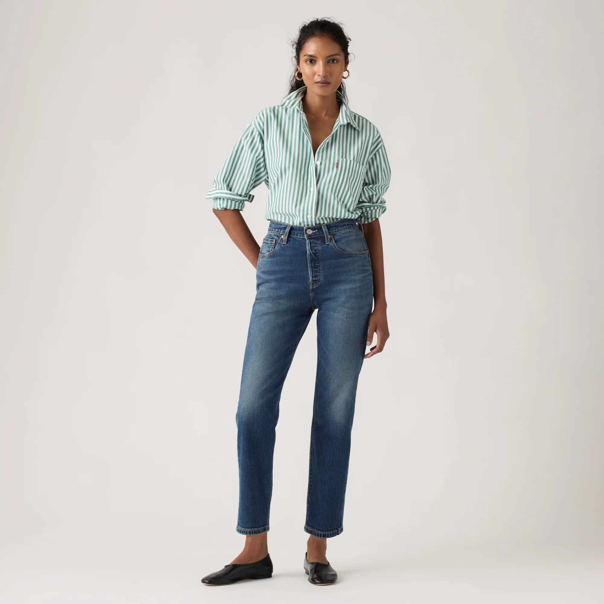 LEVI'S® WOMEN'S CROPPED 501 ORIGINAL® JEANS - MED INDIGO - WORN IN - Image 2