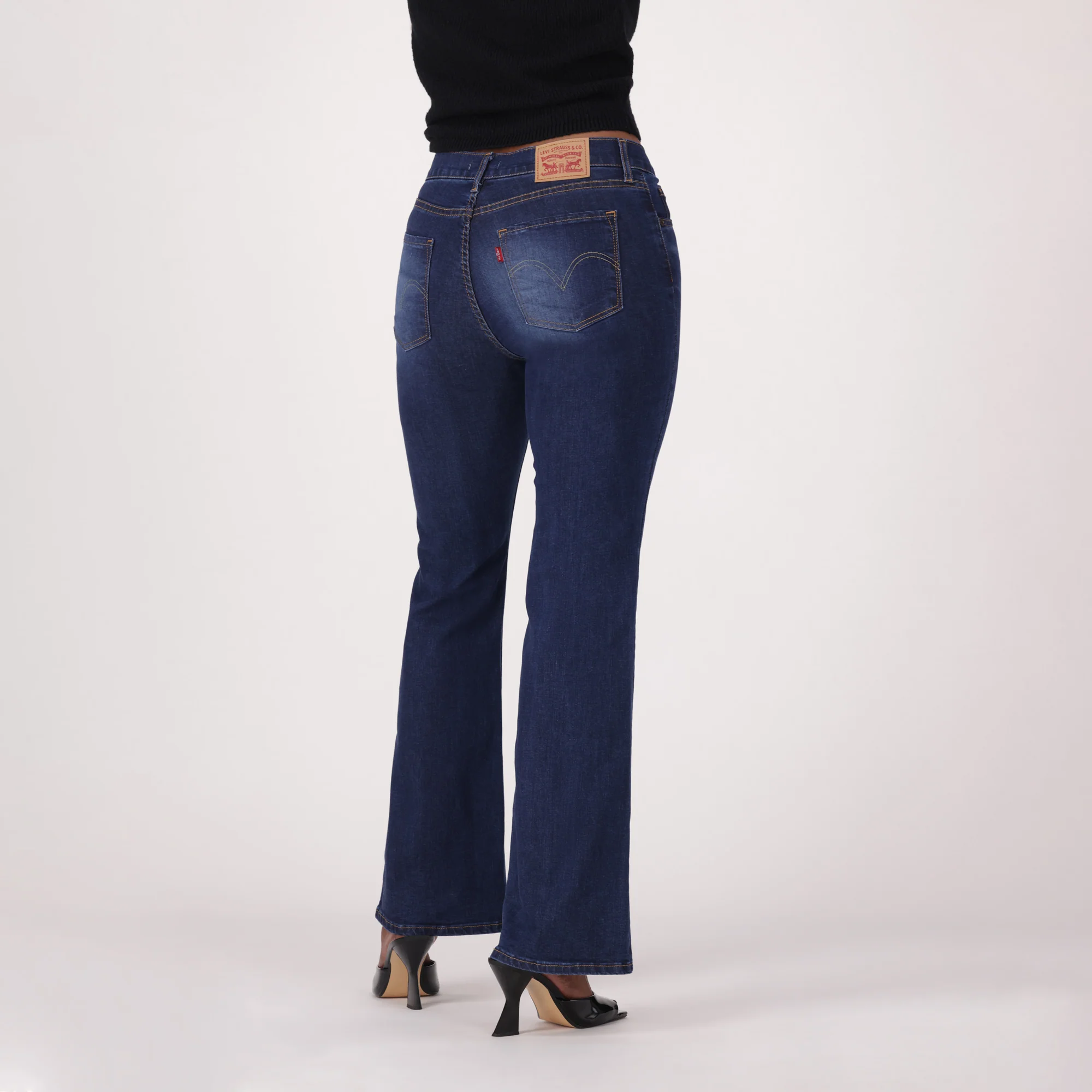LEVI'S® WOMEN'S CURVY FLARE - DARK INDIGO WORN IN - Image 3
