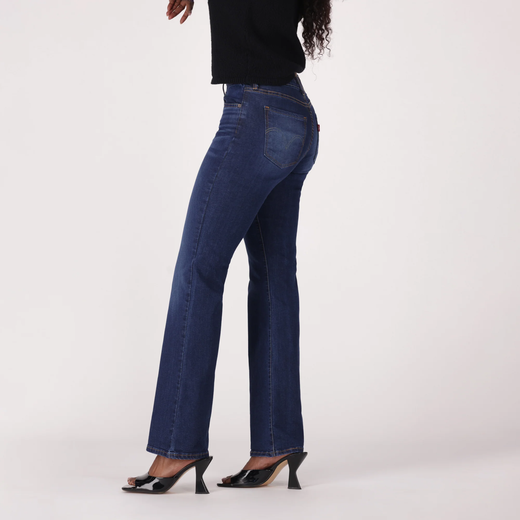 LEVI'S® WOMEN'S CURVY FLARE - DARK INDIGO WORN IN - Image 4