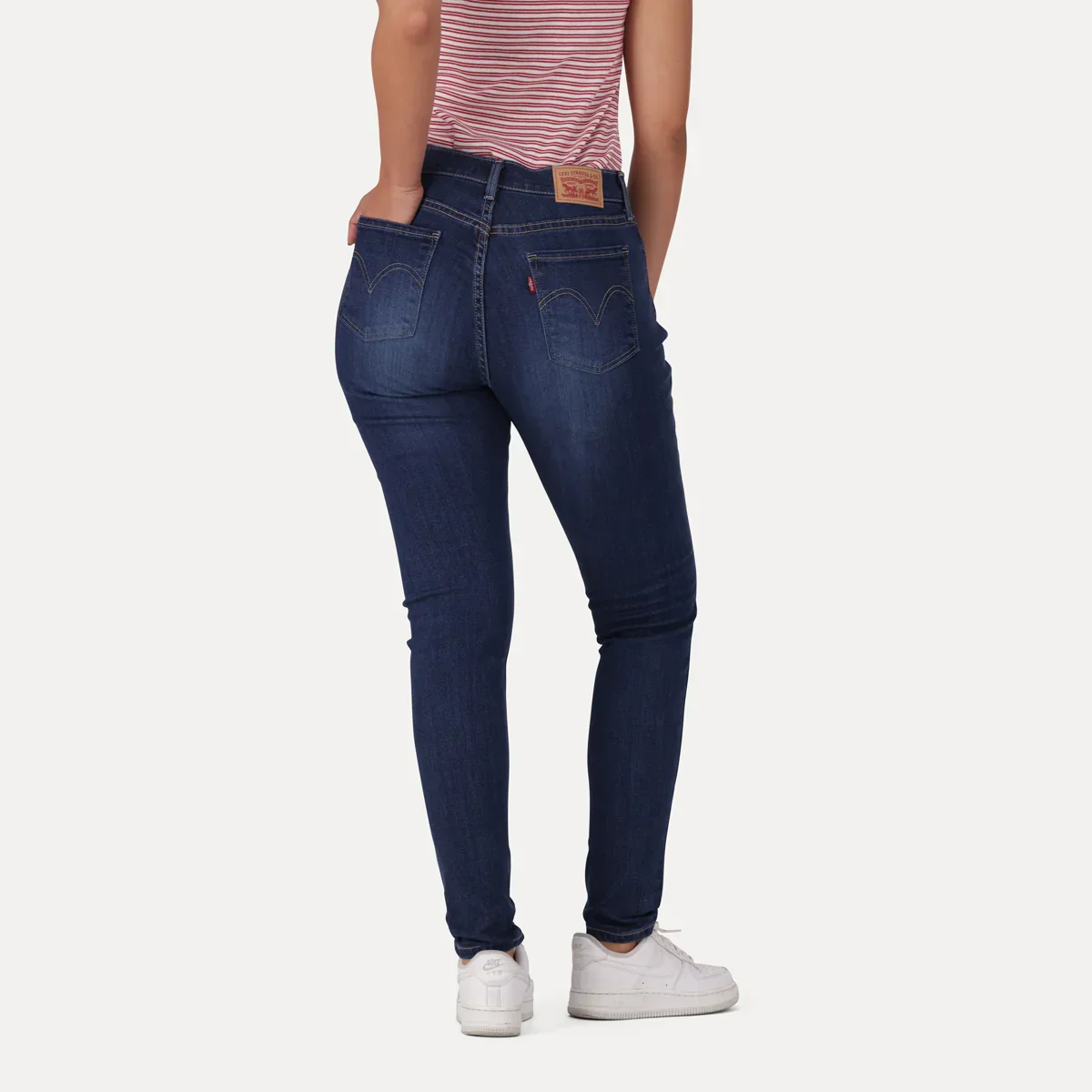 LEVI'S® WOMEN'S CURVY HIGH-RISE SUPER SKINNY - DARK INDIGO - WORN IN - Image 3