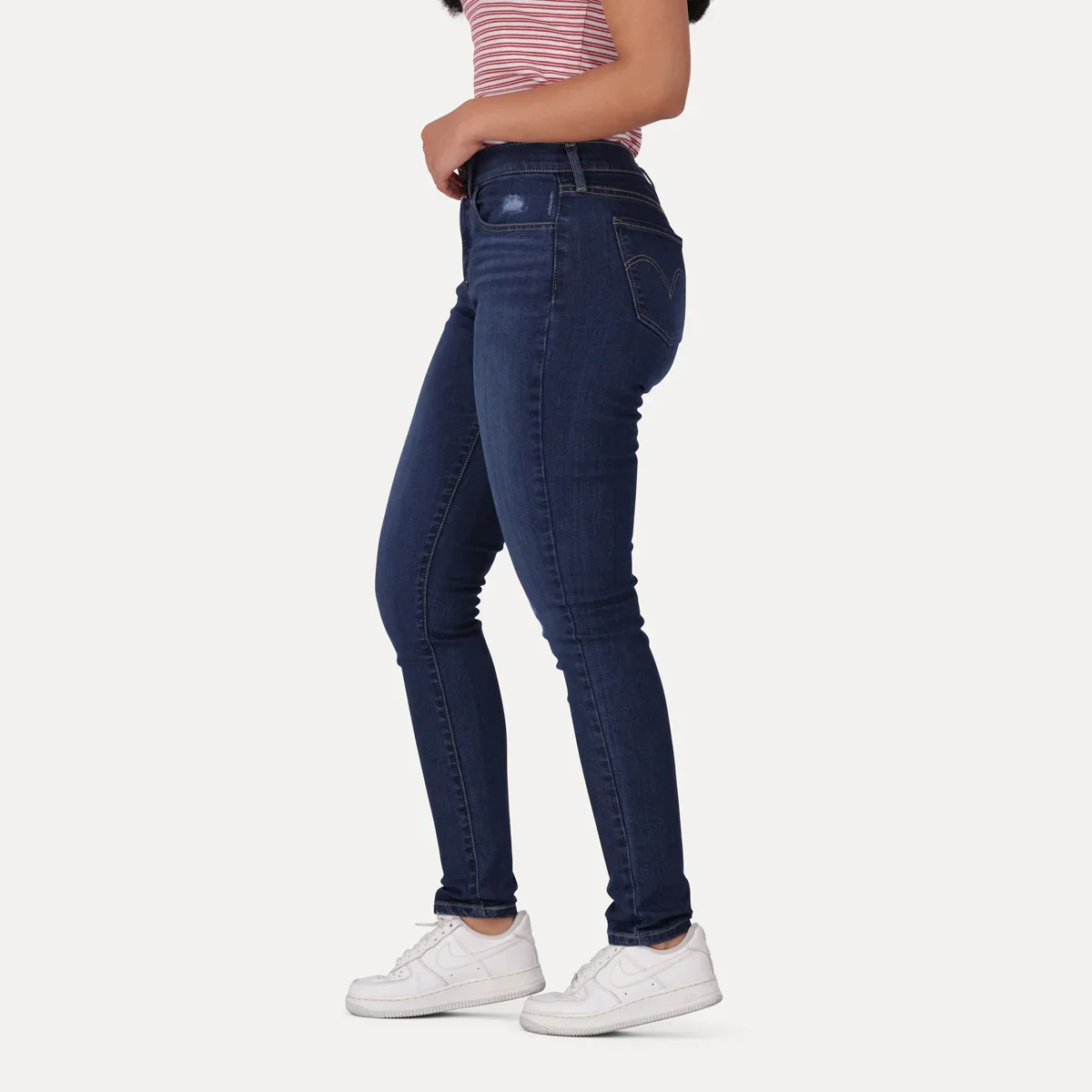 LEVI'S® WOMEN'S CURVY HIGH-RISE SUPER SKINNY - DARK INDIGO - WORN IN - Image 4