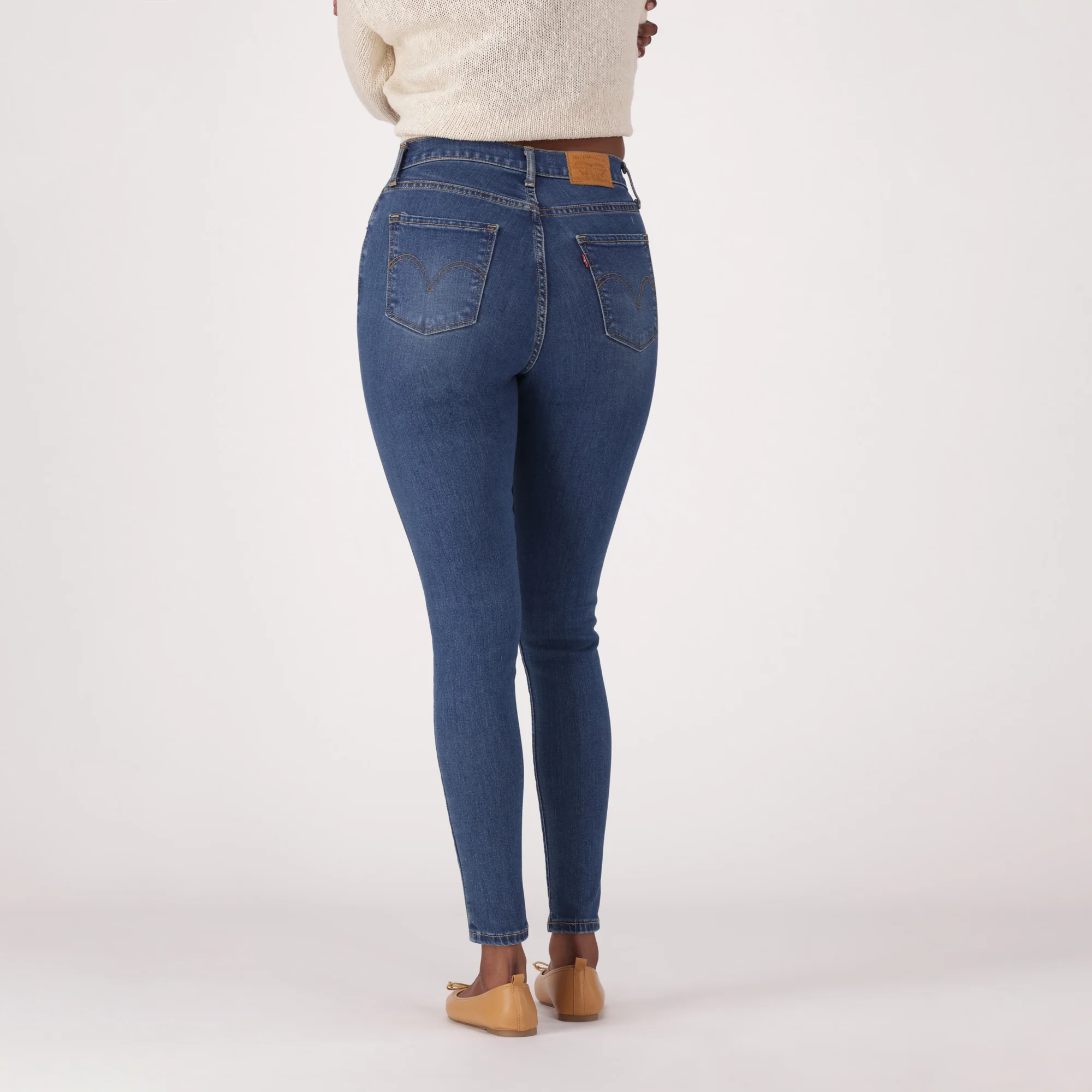 LEVI'S® WOMEN'S CURVY HIGH-RISE SUPER SKINNY - DARK INDIGO - WORN IN - Image 3