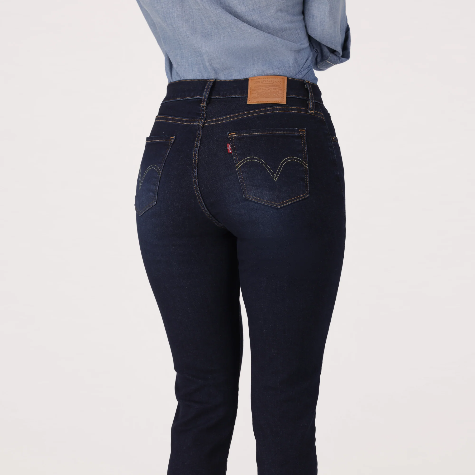 LEVI'S® WOMEN'S CURVY HIGH-RISE SUPER SKINNY - DARK INDIGO WORN IN - Image 5
