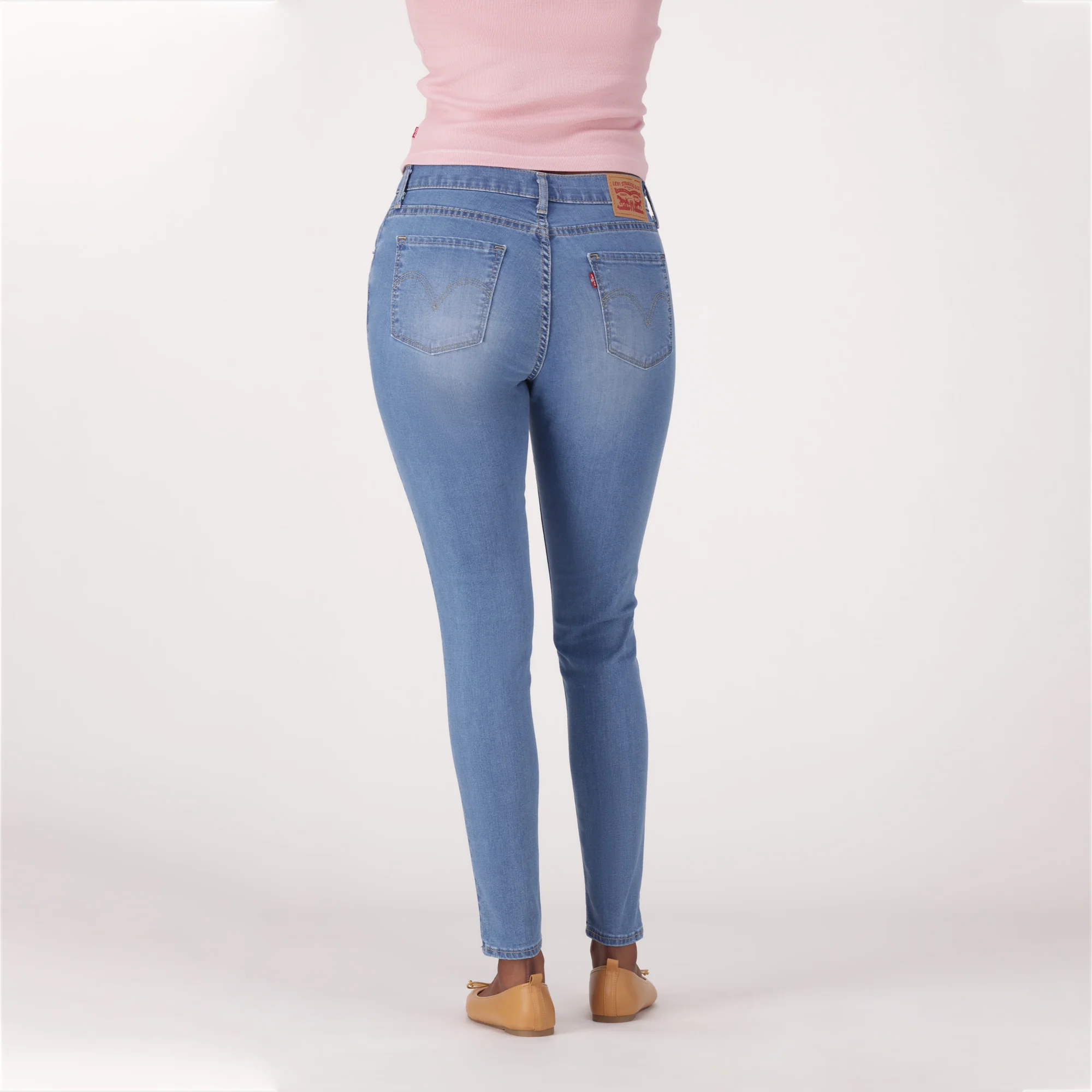 LEVI'S® WOMEN'S CURVY HIGH-RISE SUPER SKINNY - MED INDIGO - WORN IN - Image 3
