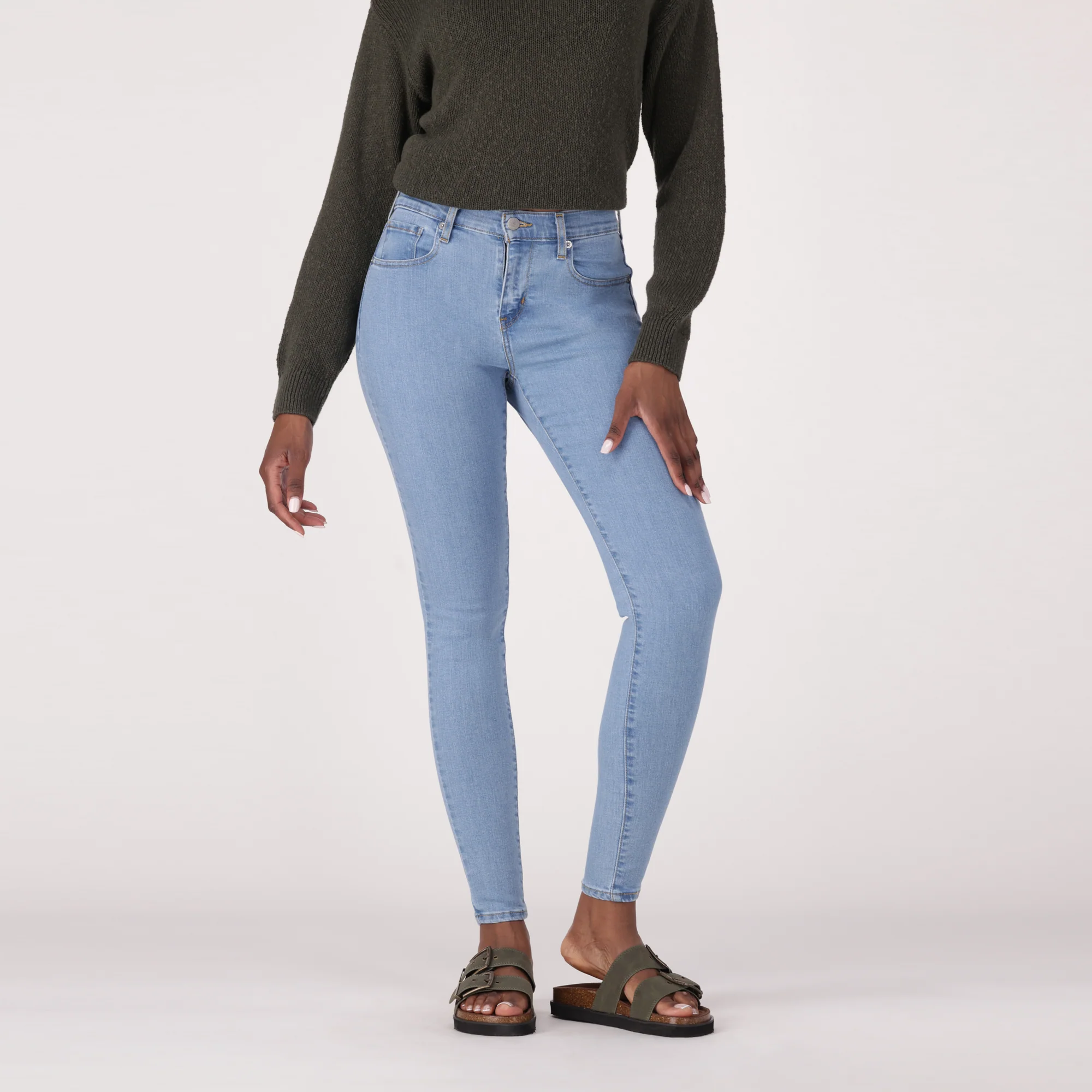 LEVI'S® WOMEN'S CURVY HIGH-RISE SUPER SKINNY - MED INDIGO - WORN IN - Image 2