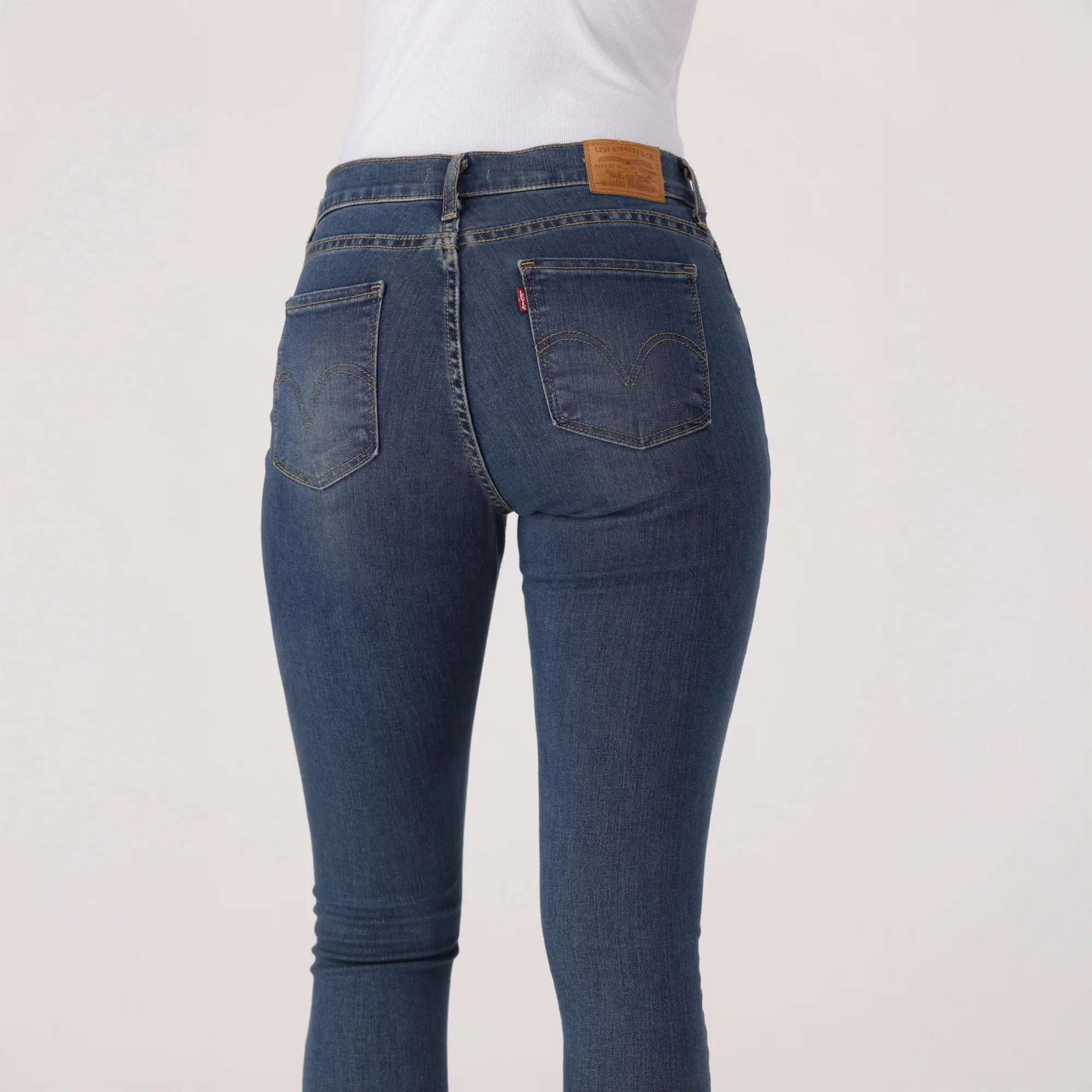 LEVI'S® WOMEN'S CURVY SUPER SKINNY - DARK INDIGO - WORN IN - Image 5