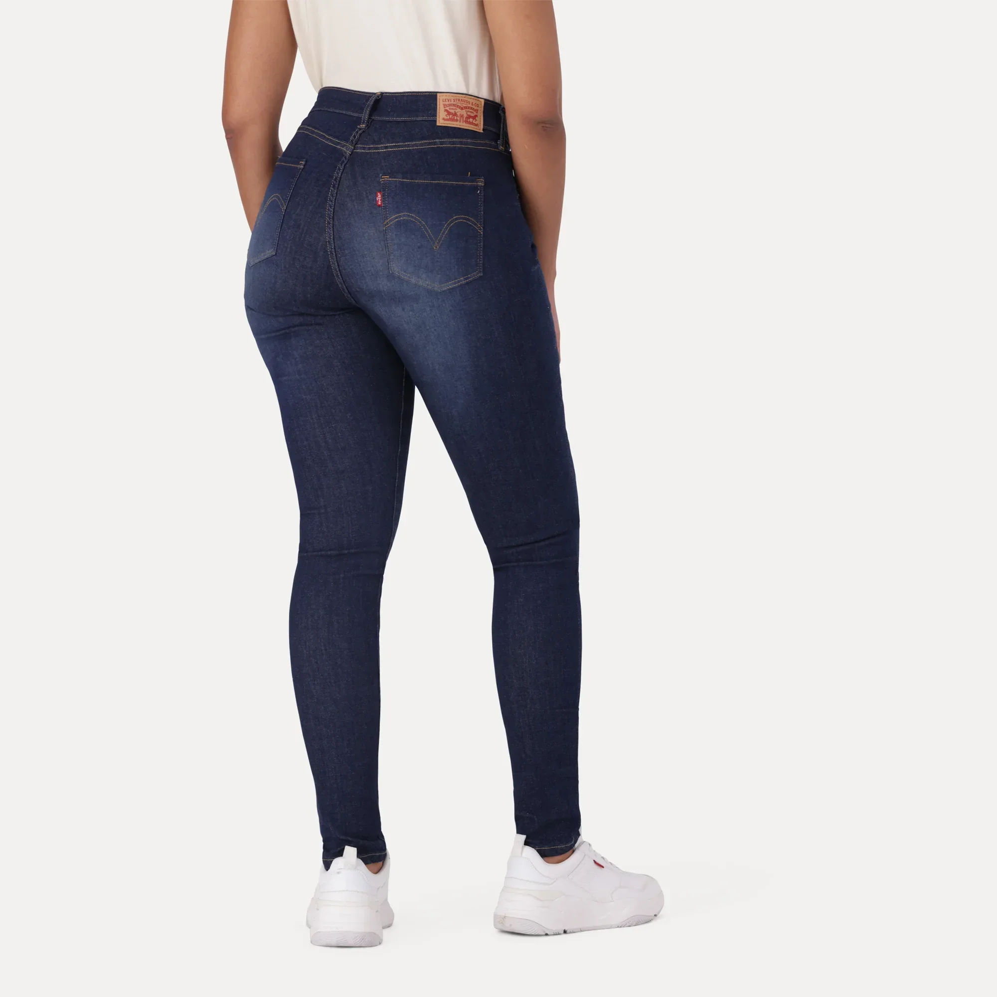 LEVI'S® WOMEN'S CURVY SUPER SKINNY - MED INDIGO - WORN IN - Image 3