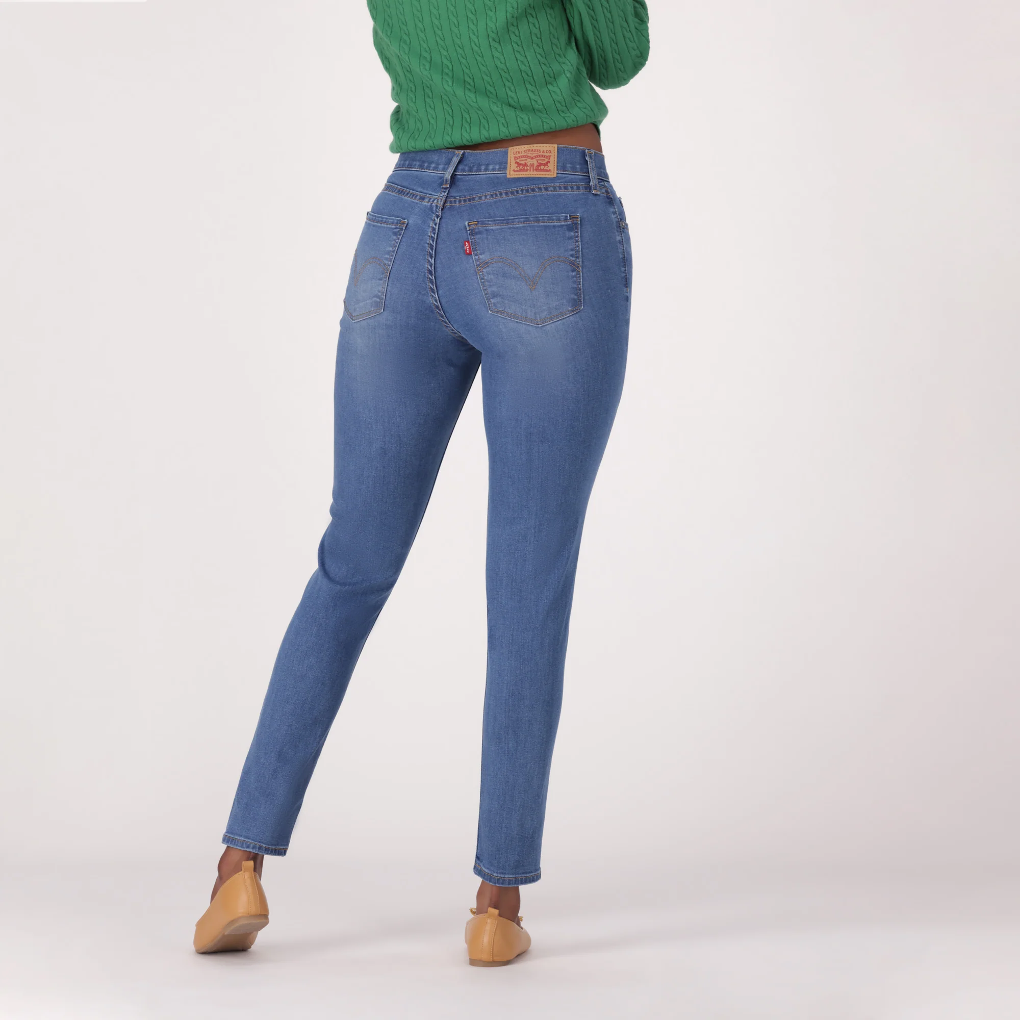 LEVI'S® WOMEN'S CURVY SUPER SKINNY  - MED INDIGO - WORN IN - Image 3