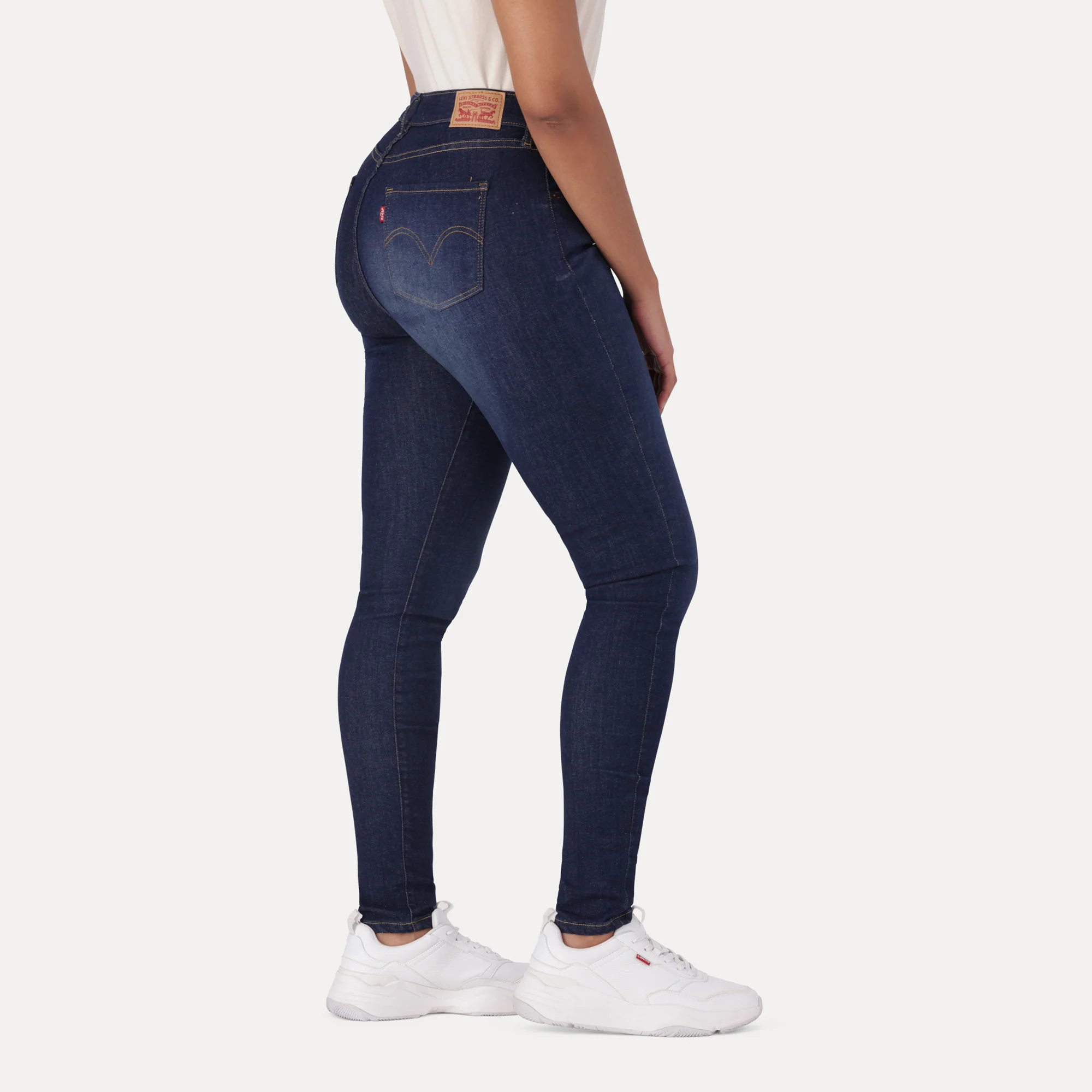 LEVI'S® WOMEN'S CURVY SUPER SKINNY - MED INDIGO - WORN IN - Image 9