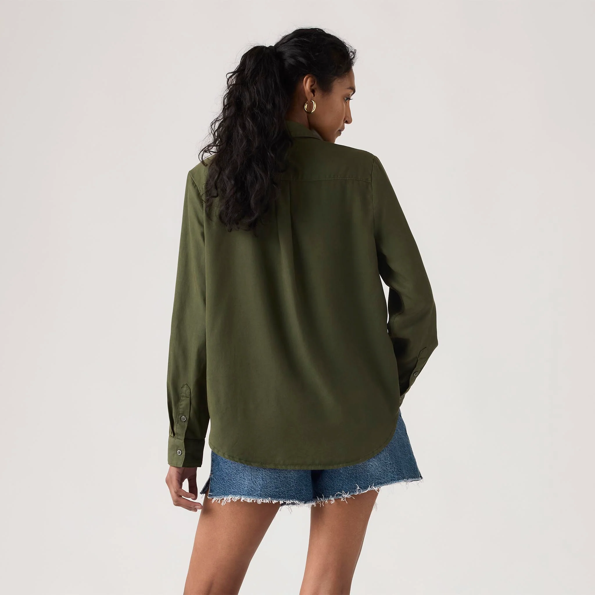 LEVI'S® WOMEN'S ELAINE UTILITY SHIRT - GREEN - Image 3