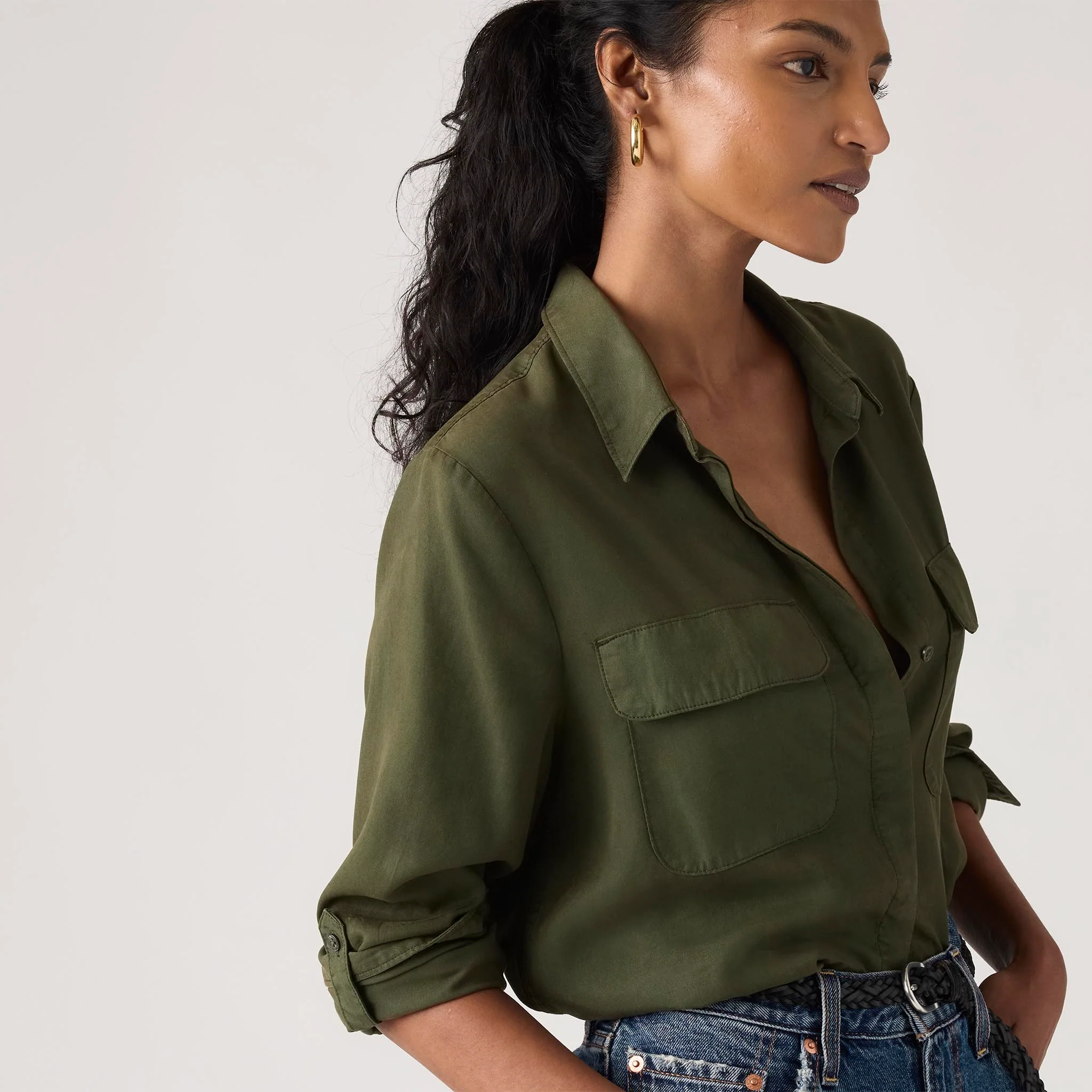 LEVI'S® WOMEN'S ELAINE UTILITY SHIRT - GREEN - Image 4