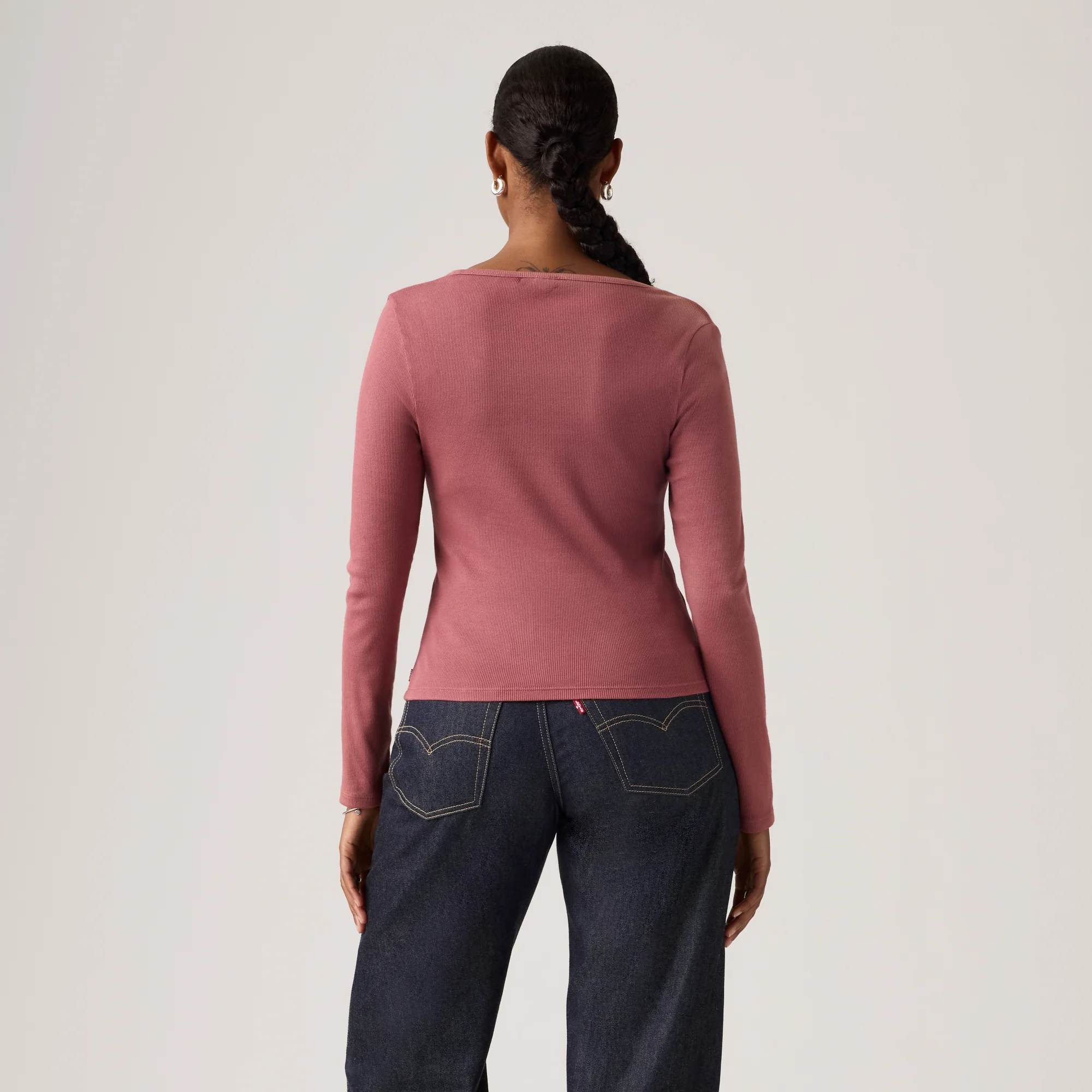 LEVI'S® WOMEN'S ESSENTIAL SQUARE NECK LONG-SLEEVE TEE - RED - Image 3