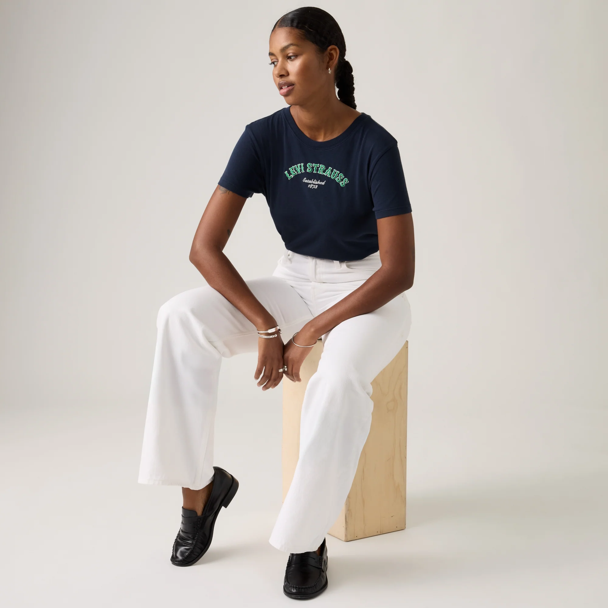 LEVI'S® WOMEN'S GRAPHIC FAVORITE TEE - BLUE