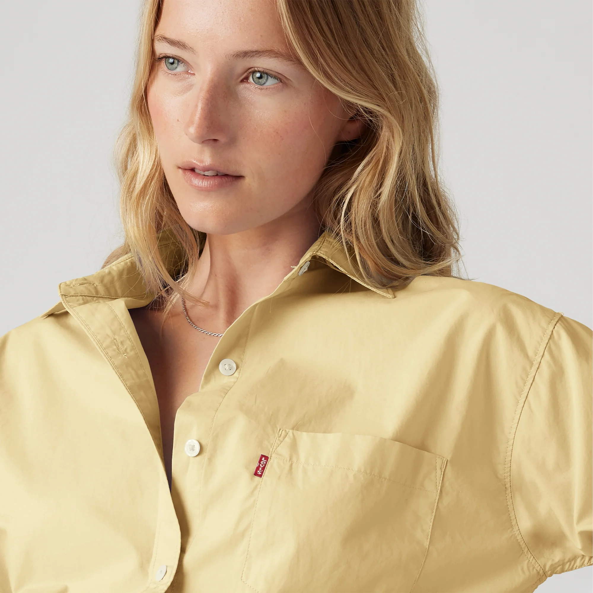 LEVI'S® WOMEN'S HARLIE BOYFRIEND SHIRT - YELLOW - Image 4