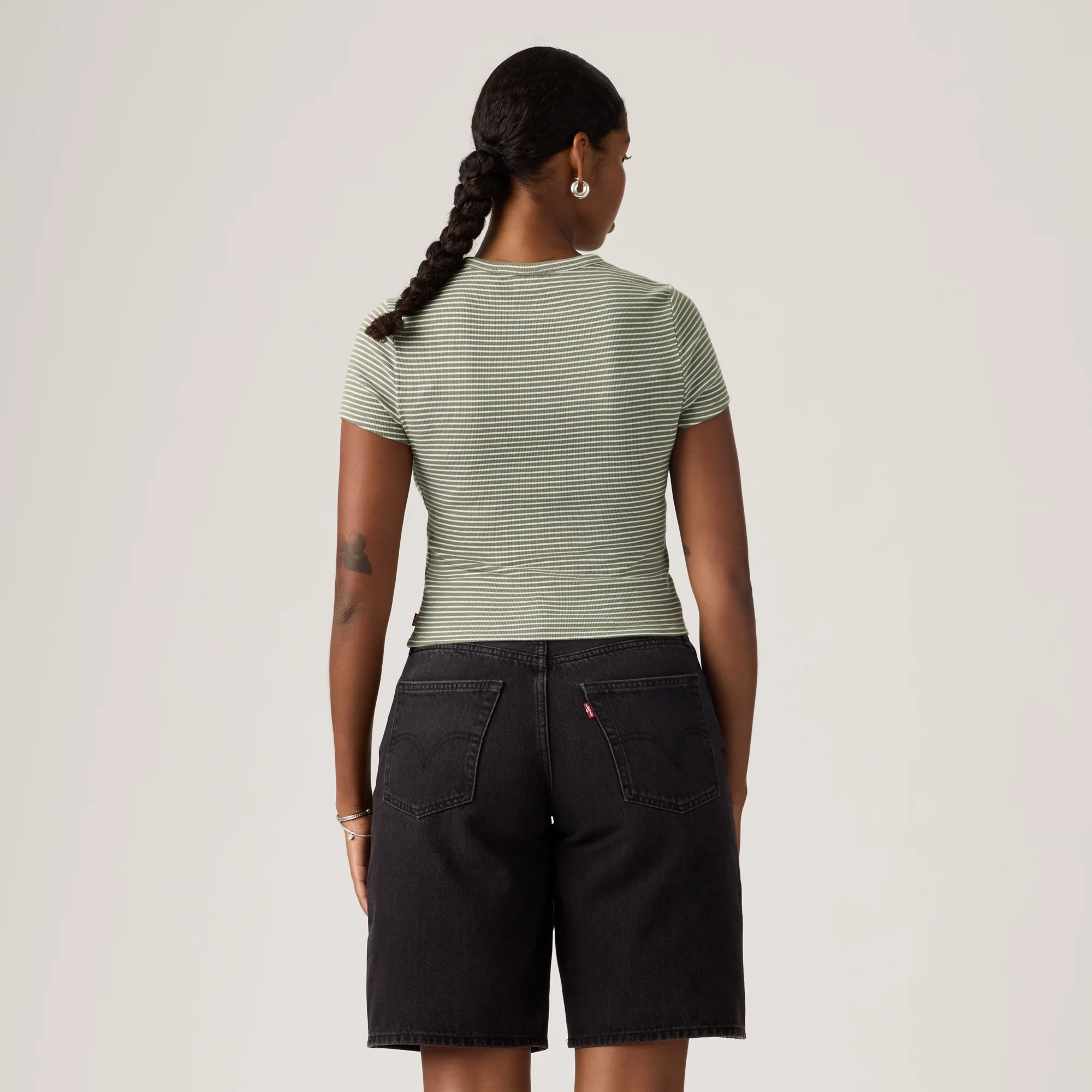 LEVI'S® WOMEN'S HAYES CROPPED TEE - MULTI COLOUR - Image 3