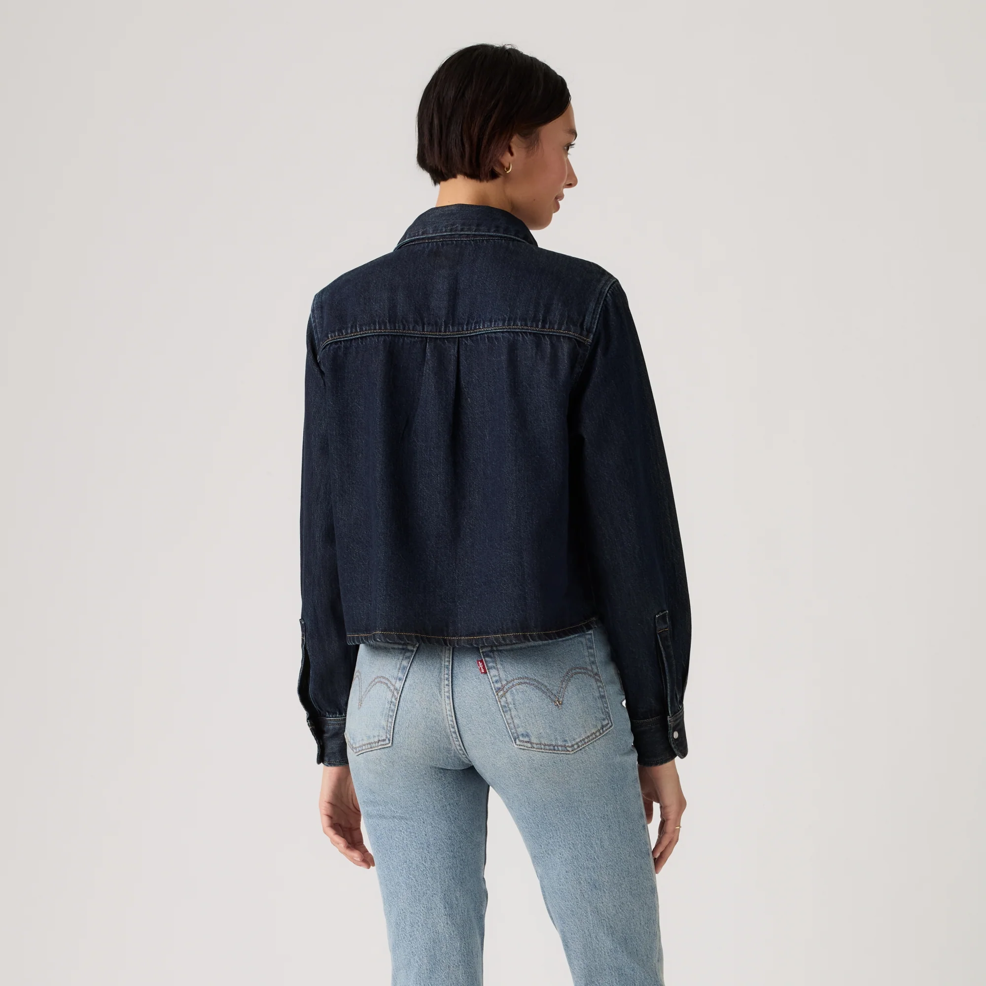 LEVI'S® WOMEN'S LOGAN LIGHTWEIGHT SHACKET - DARK INDIGO FLAT FINISH - Image 3