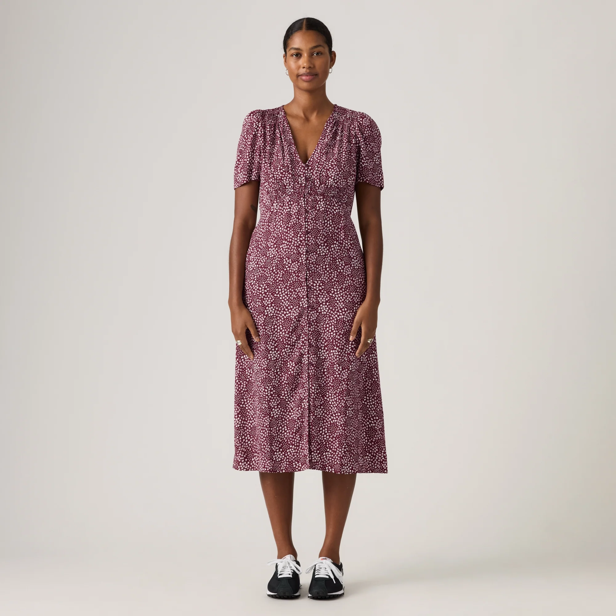 LEVI'S® WOMEN'S PAOLA SHORT-SLEEVE MIDI DRESS - MULTI COLOUR - Image 2