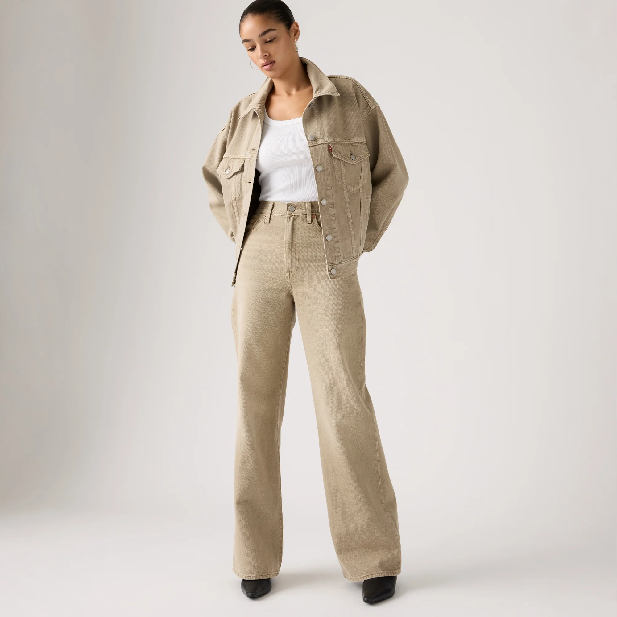LEVI'S® WOMEN'S RIBCAGE WIDE-LEG JEANS - TAN