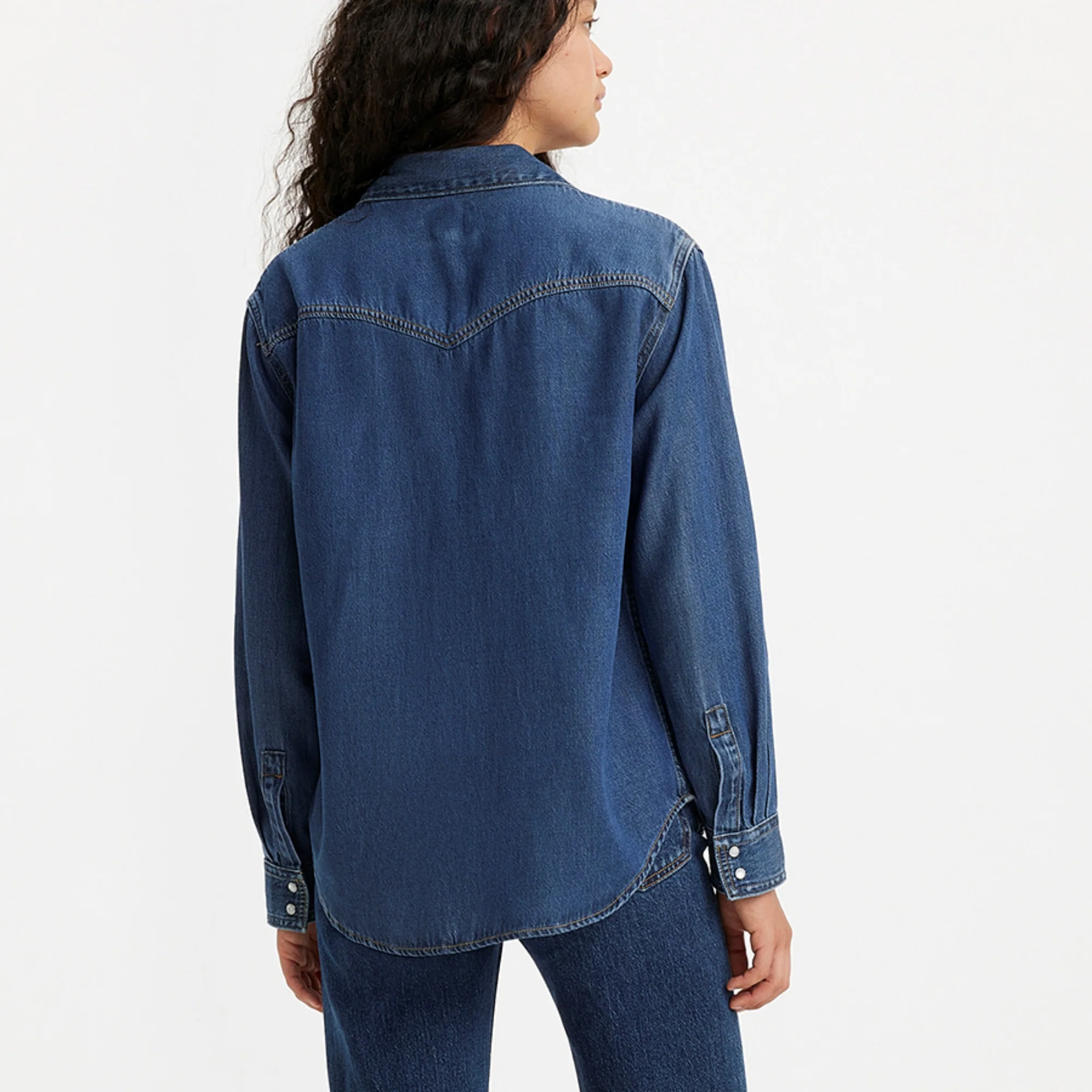 LEVI'S® WOMEN'S LIGHTWEIGHT TEODORA WESTERN SHIRT - DARK INDIGO WORN IN - Image 3
