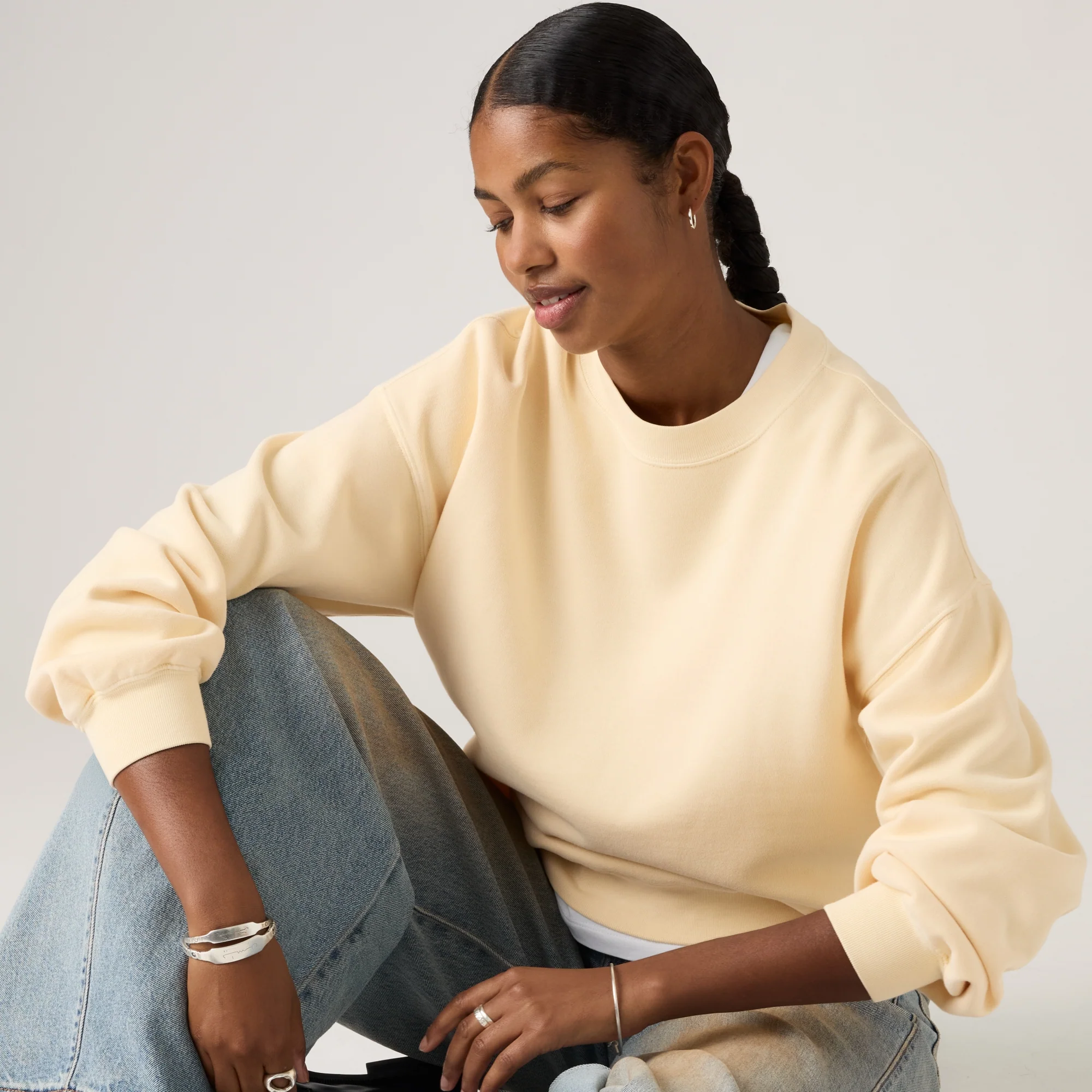 LEVI'S® WOMEN'S VINTAGE BOXY SWEATSHIRT - MULTI COLOUR - Image 4