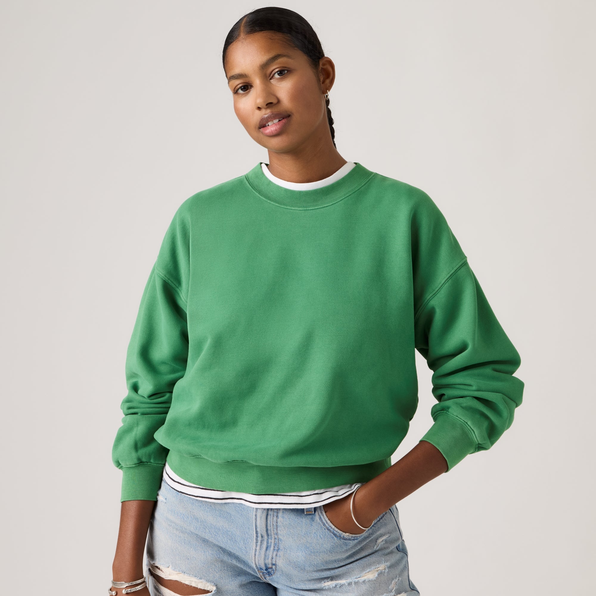 LEVI'S® WOMEN'S VINTAGE BOXY SWEATSHIRT - MULTI COLOUR - Image 2