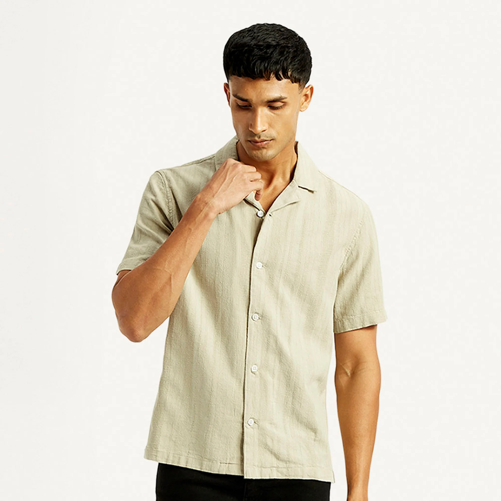 LEVI'S MEN SELF DESIGN SLIM FIT POLO T-SHIRT