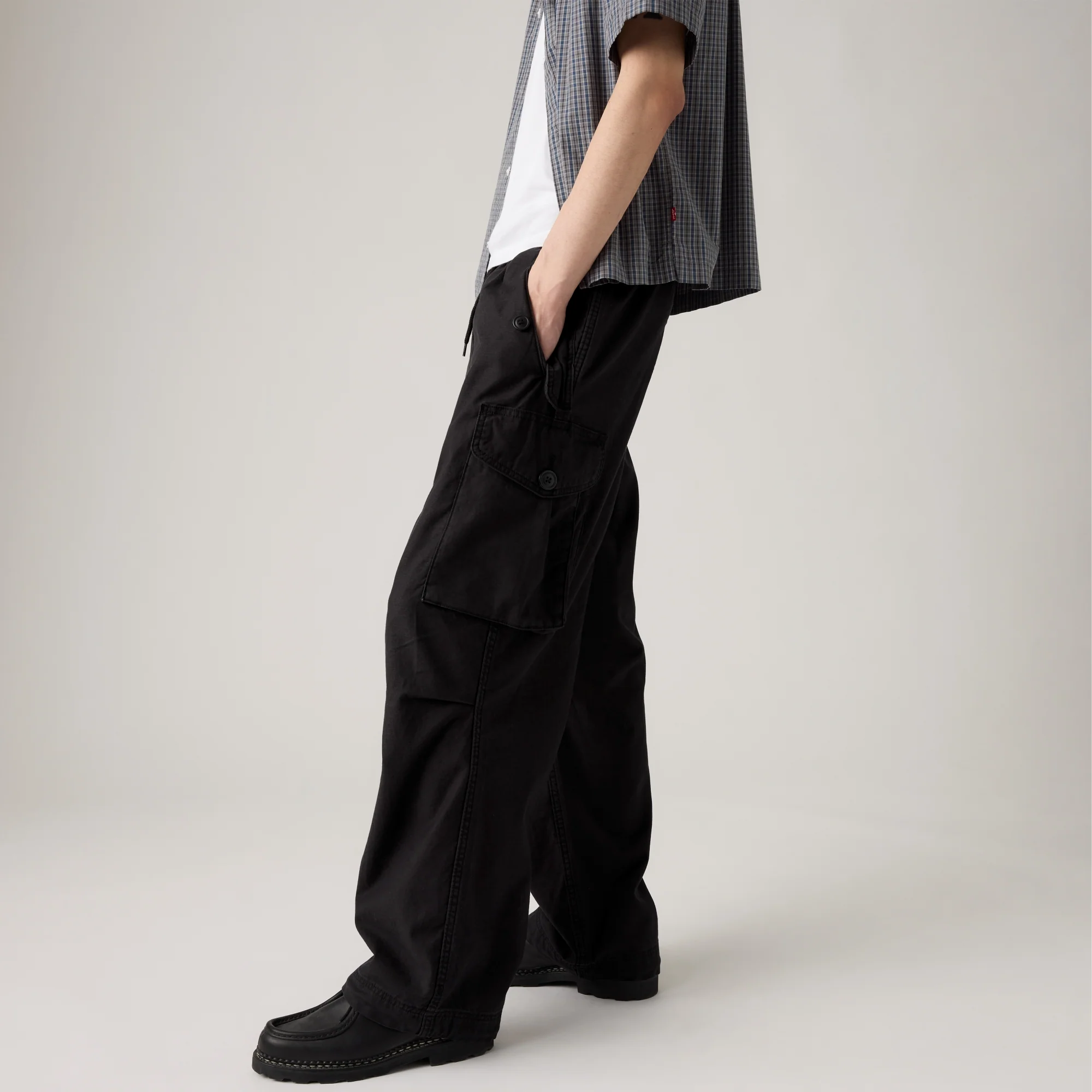 LEVI'S® MEN'S BAGGY FIELD CARGOS - BLACK - Image 5