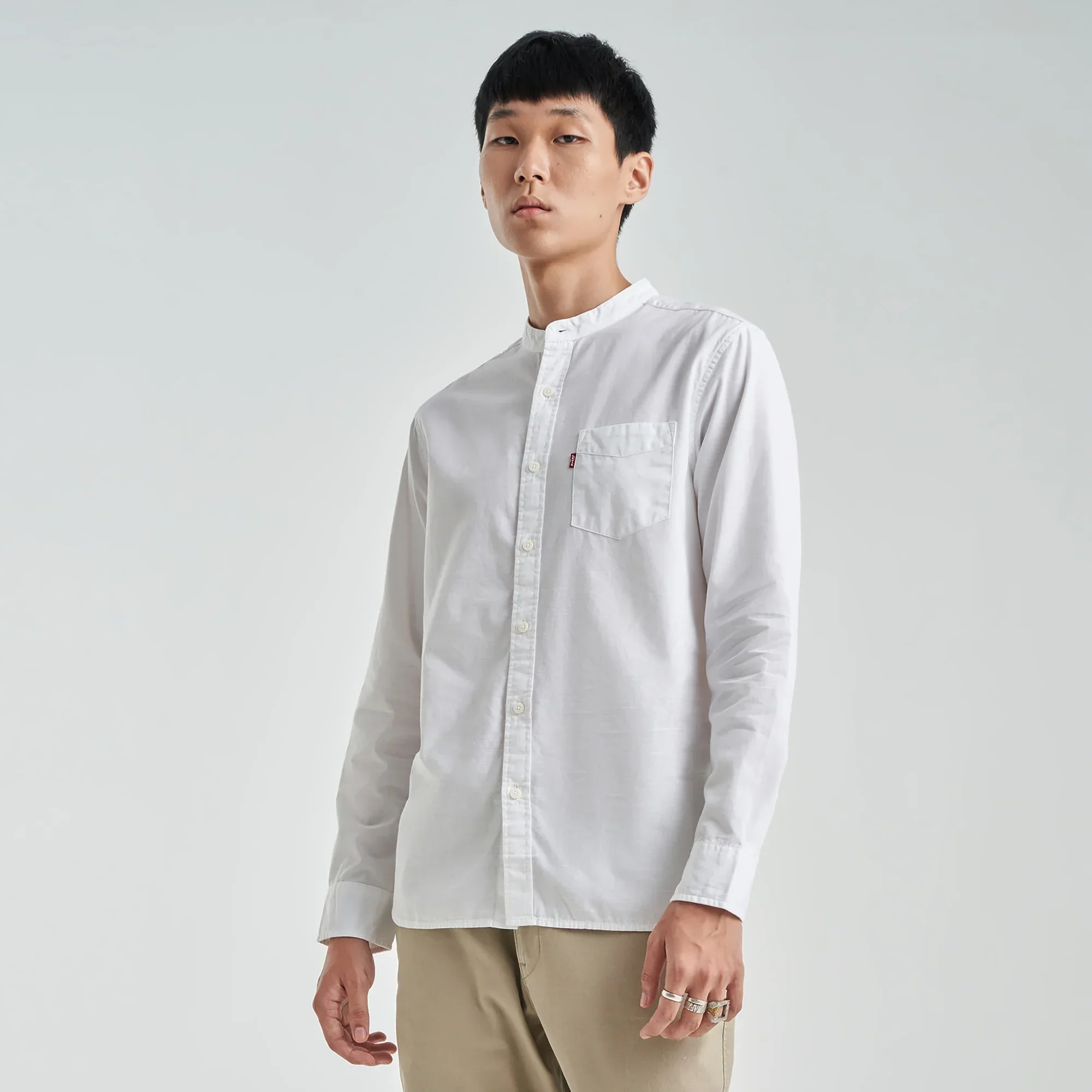 LEVI'S® MEN'S BANDED COLLAR 1 POCKET SHIRT - NEUTRAL - Image 9