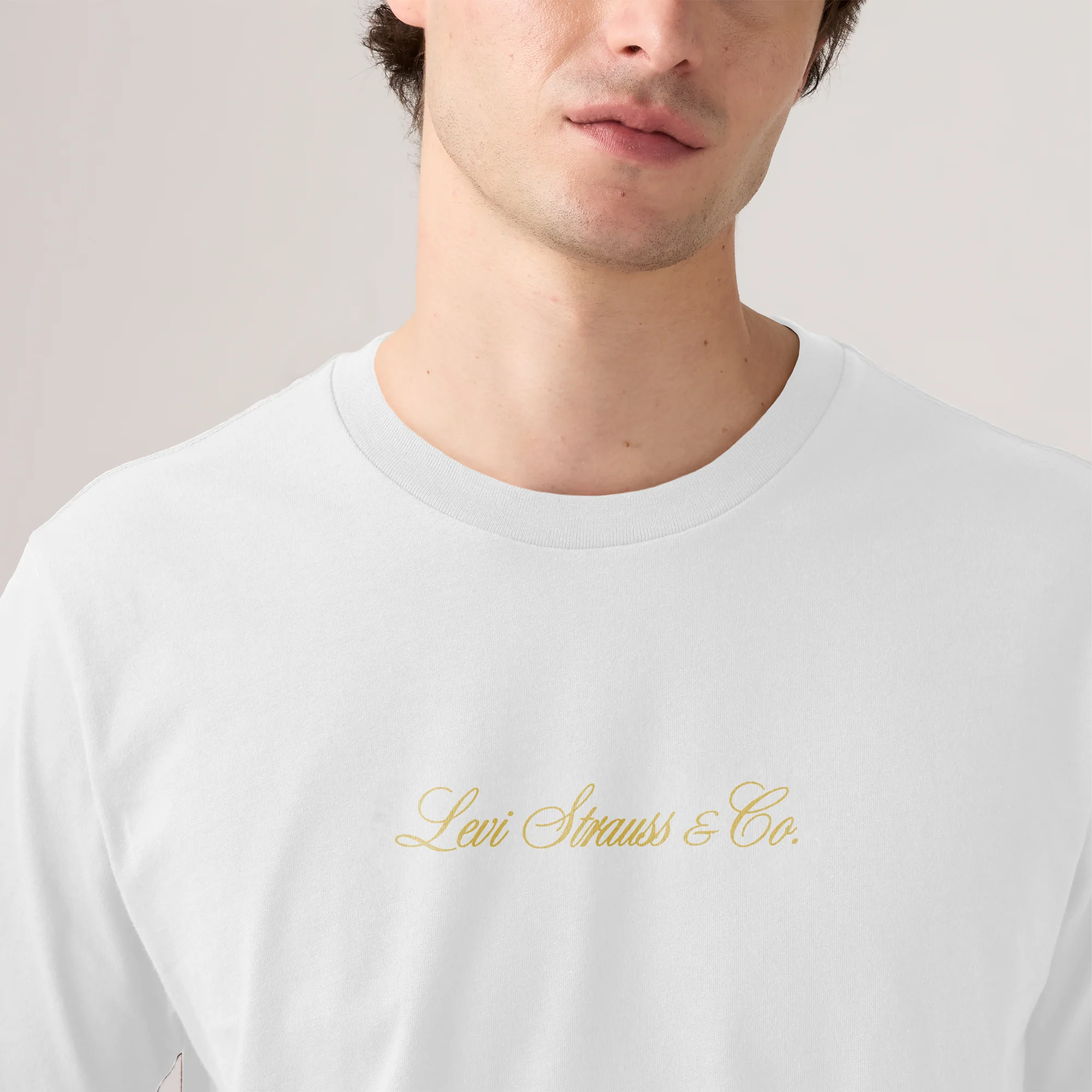 LEVI'S® MEN'S CLASSIC GRAPHIC T-SHIRT - MULTI COLOUR - Image 4
