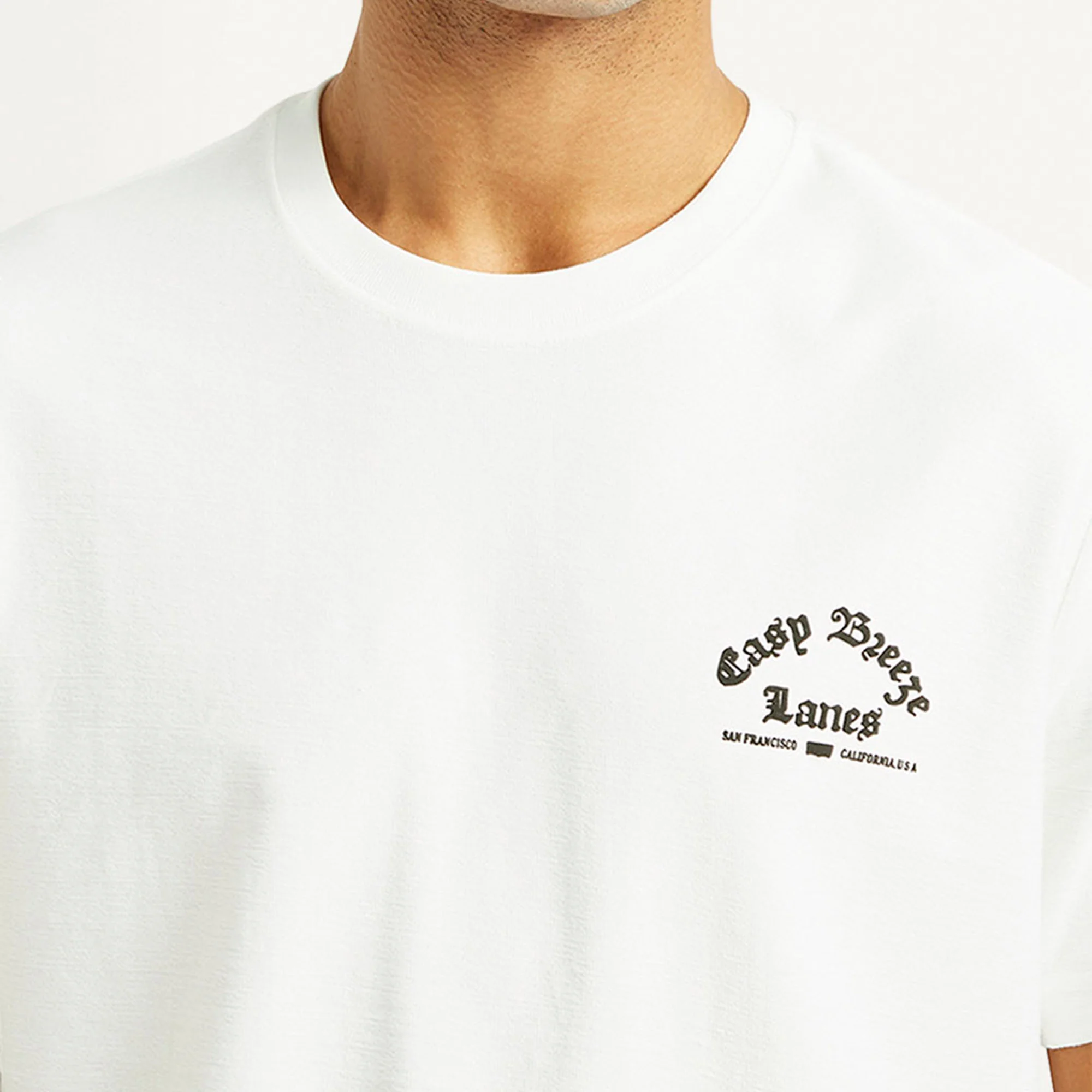 Levi's® Men's Graphic Print Crew Neck T-shirt - Image 4