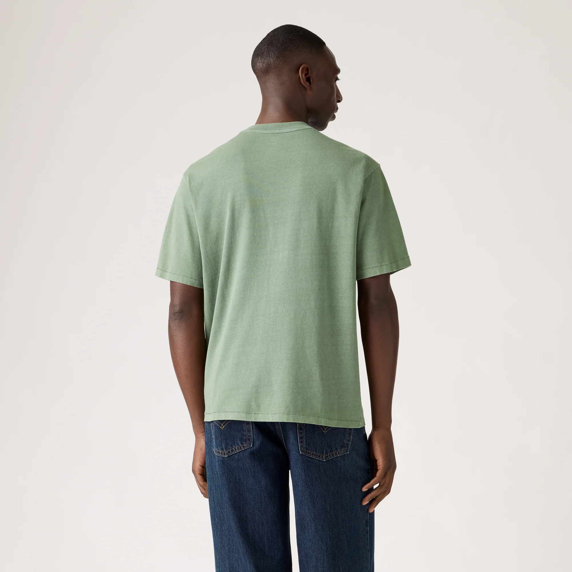 LEVI'S® MEN'S RED TAB VINTAGE T-SHIRT - GREEN - Image 2