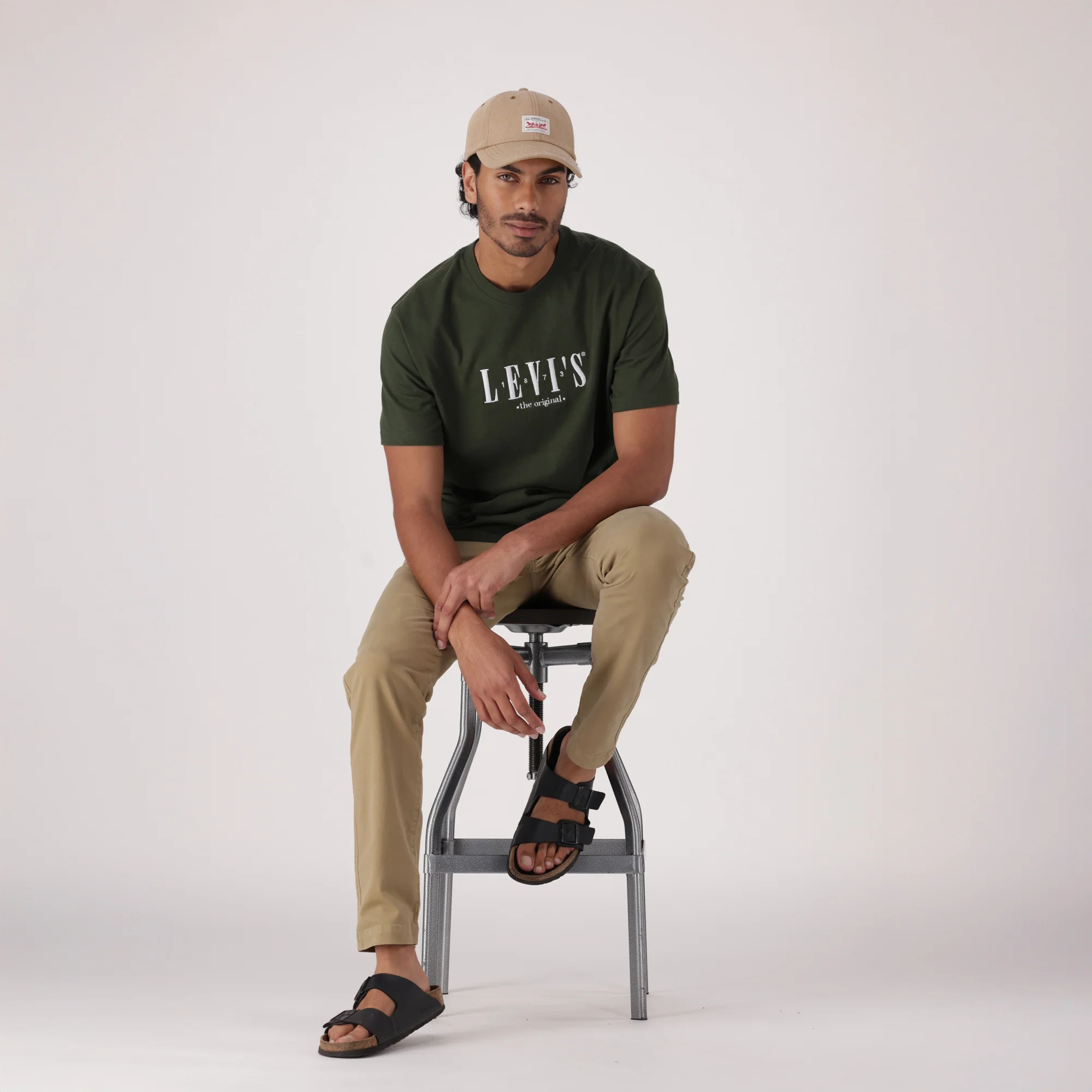 LEVI'S® MEN'S RELAXED SHORT SLEEVE GRAPHIC T-SHIRT - GREEN