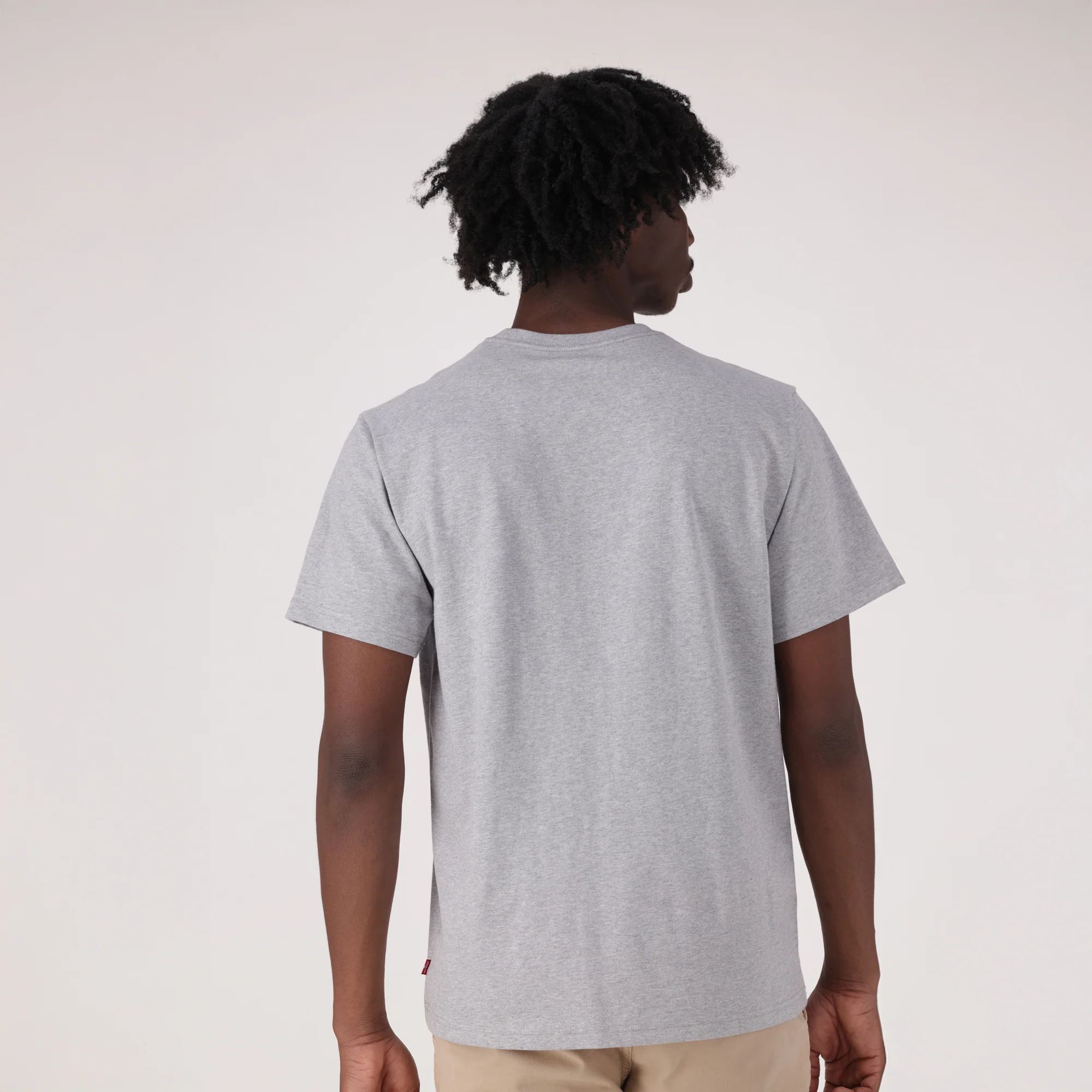 LEVI'S® MEN'S RELAXED SHORT SLEEVE GRAPHIC T-SHIRT - MULTI COLOUR - Image 2