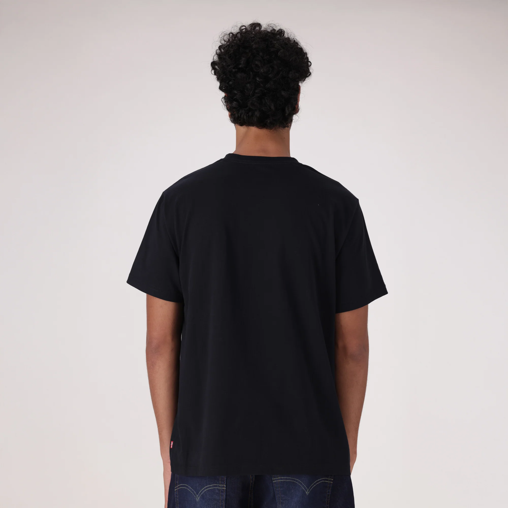 LEVI'S® MEN'S RELAXED SHORT SLEEVE GRAPHIC T-SHIRT - MULTI COLOUR - Image 3