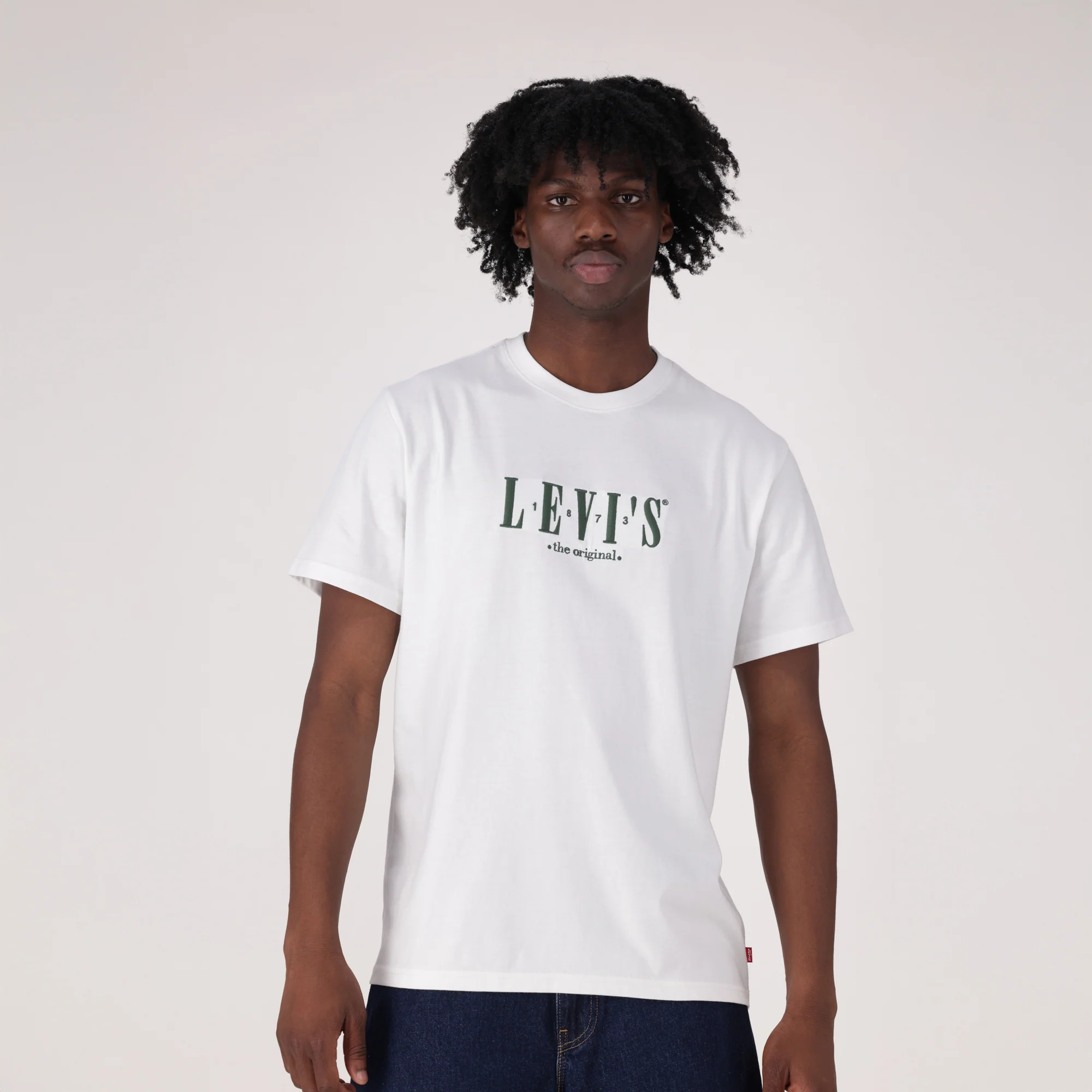 LEVI'S® MEN'S RELAXED SHORT SLEEVE GRAPHIC T-SHIRT - WHITE - Image 2