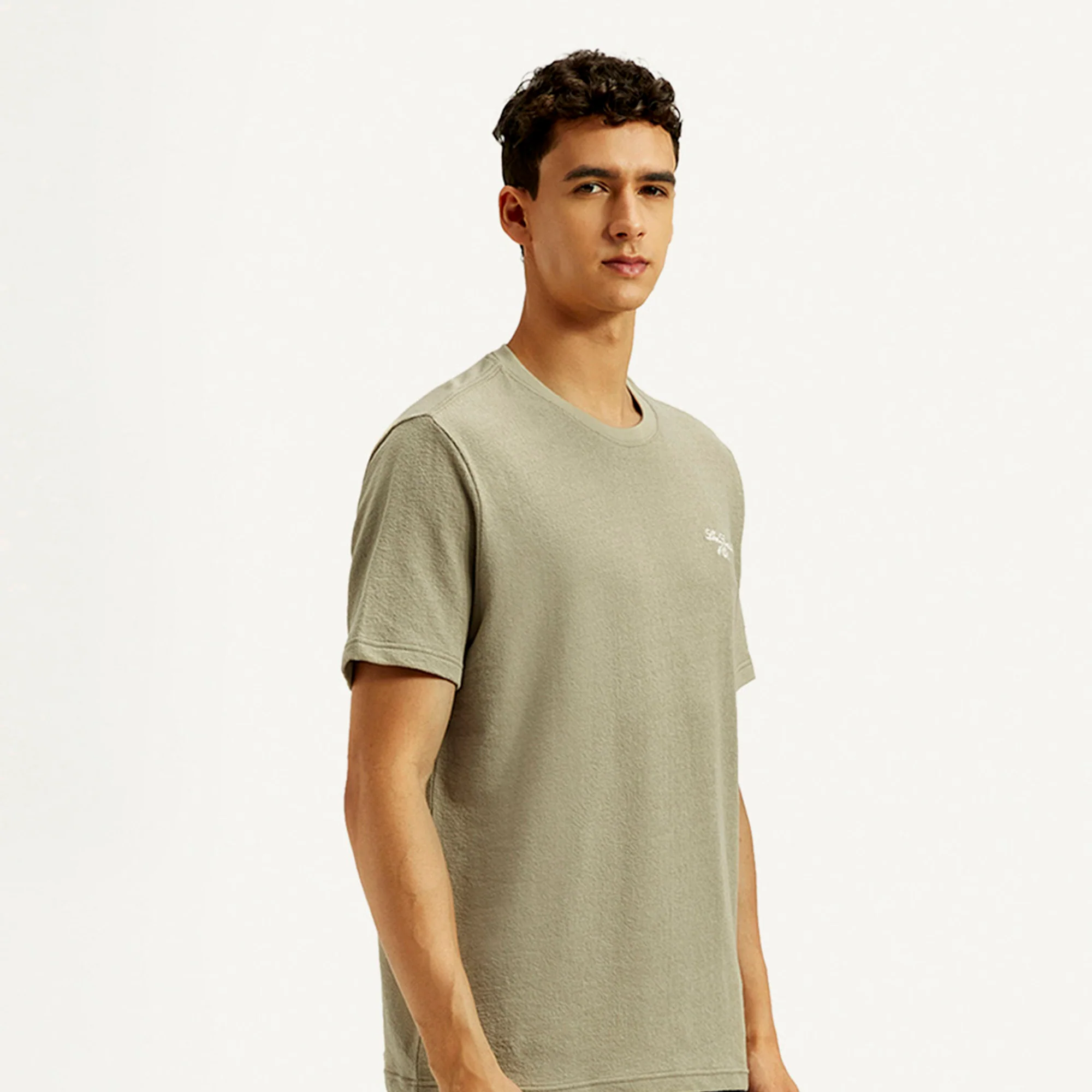 Levi's® Men's Typography Regular Fit T-Shirt - Image 3