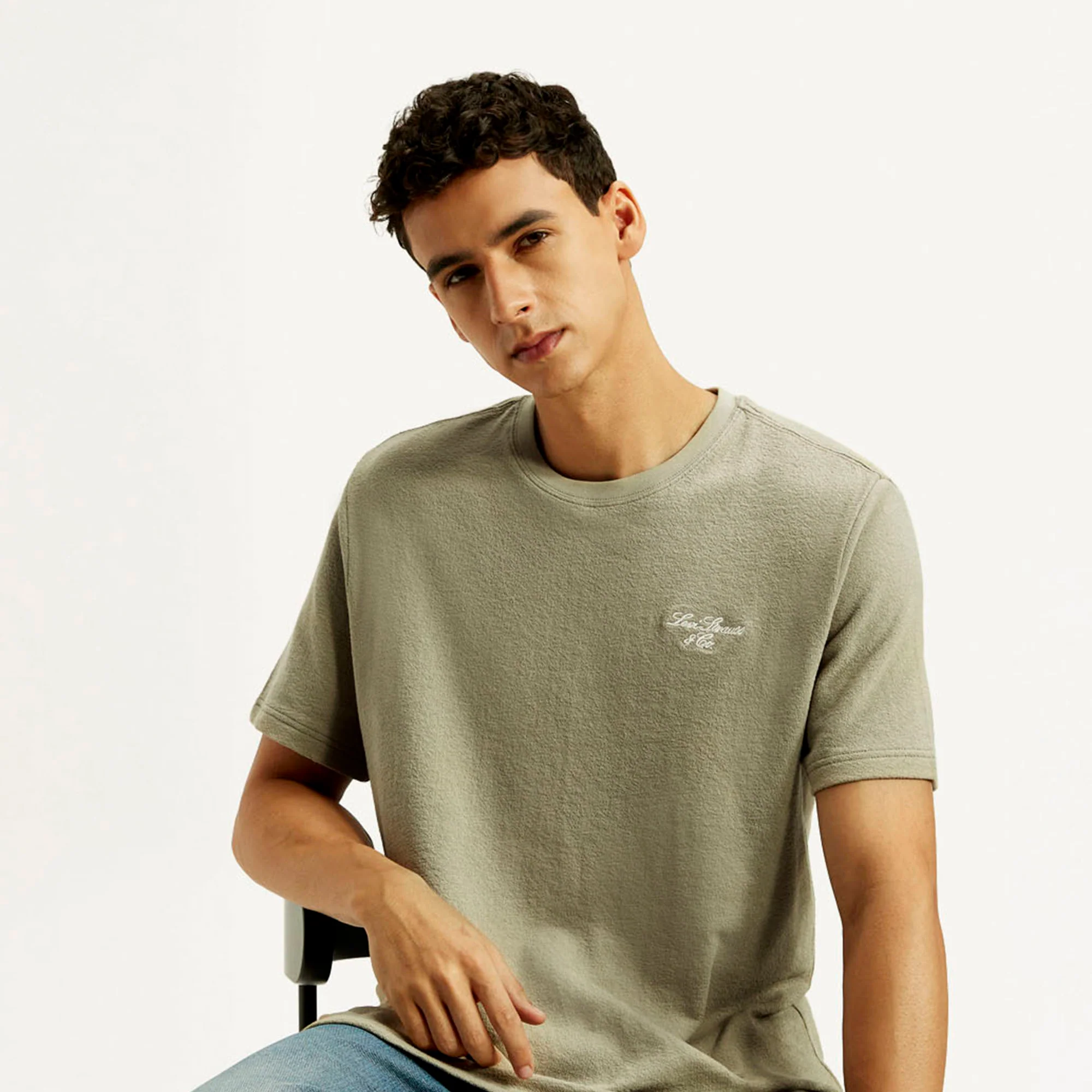 Levi's® Men's Typography Regular Fit T-Shirt - Image 4