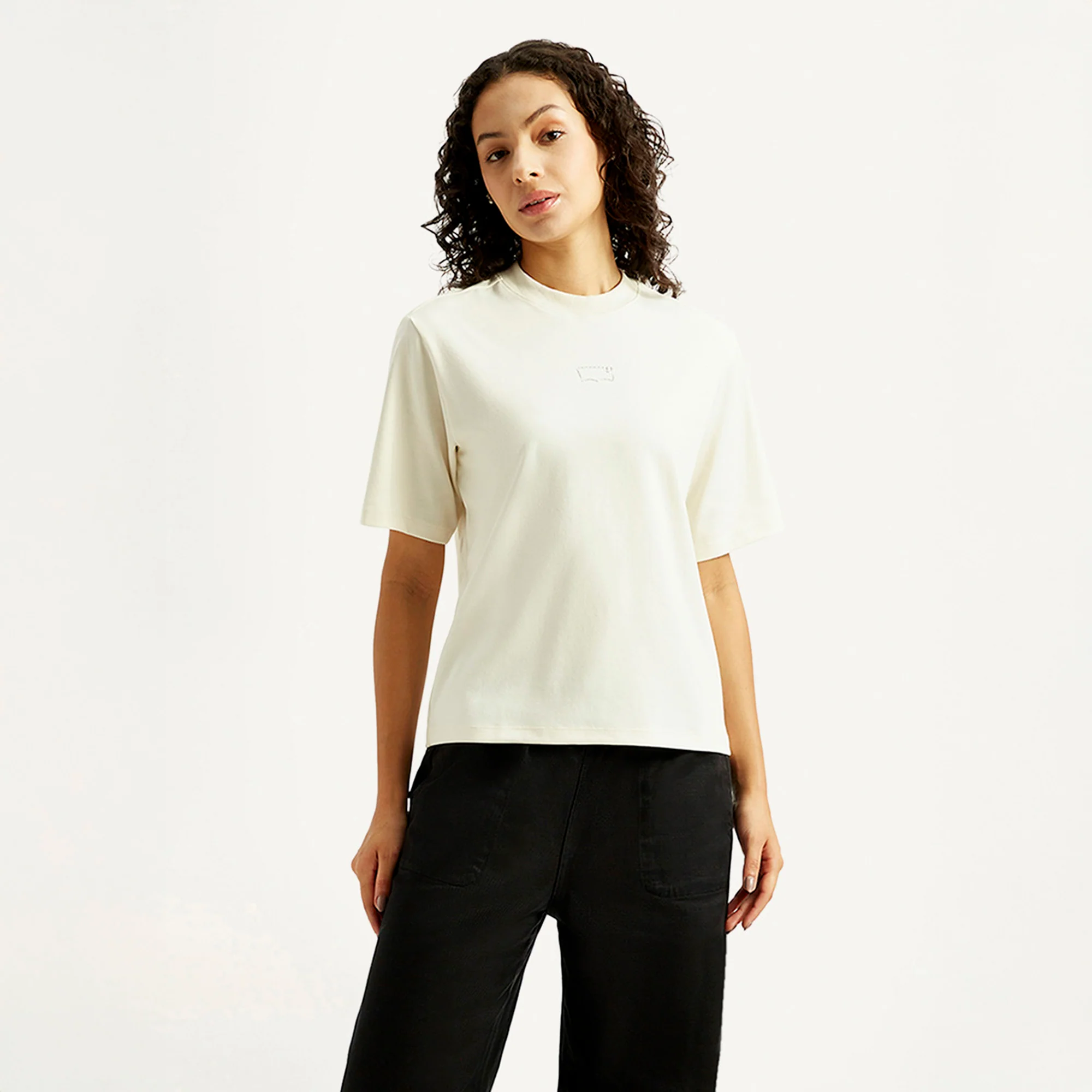 Levi's® Womens Solid Crew Neck T-shirt